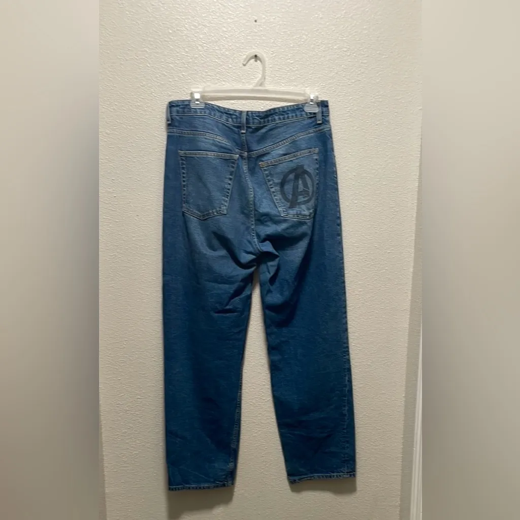 H&M Blue Straight Jeans Classic Style - Image 3