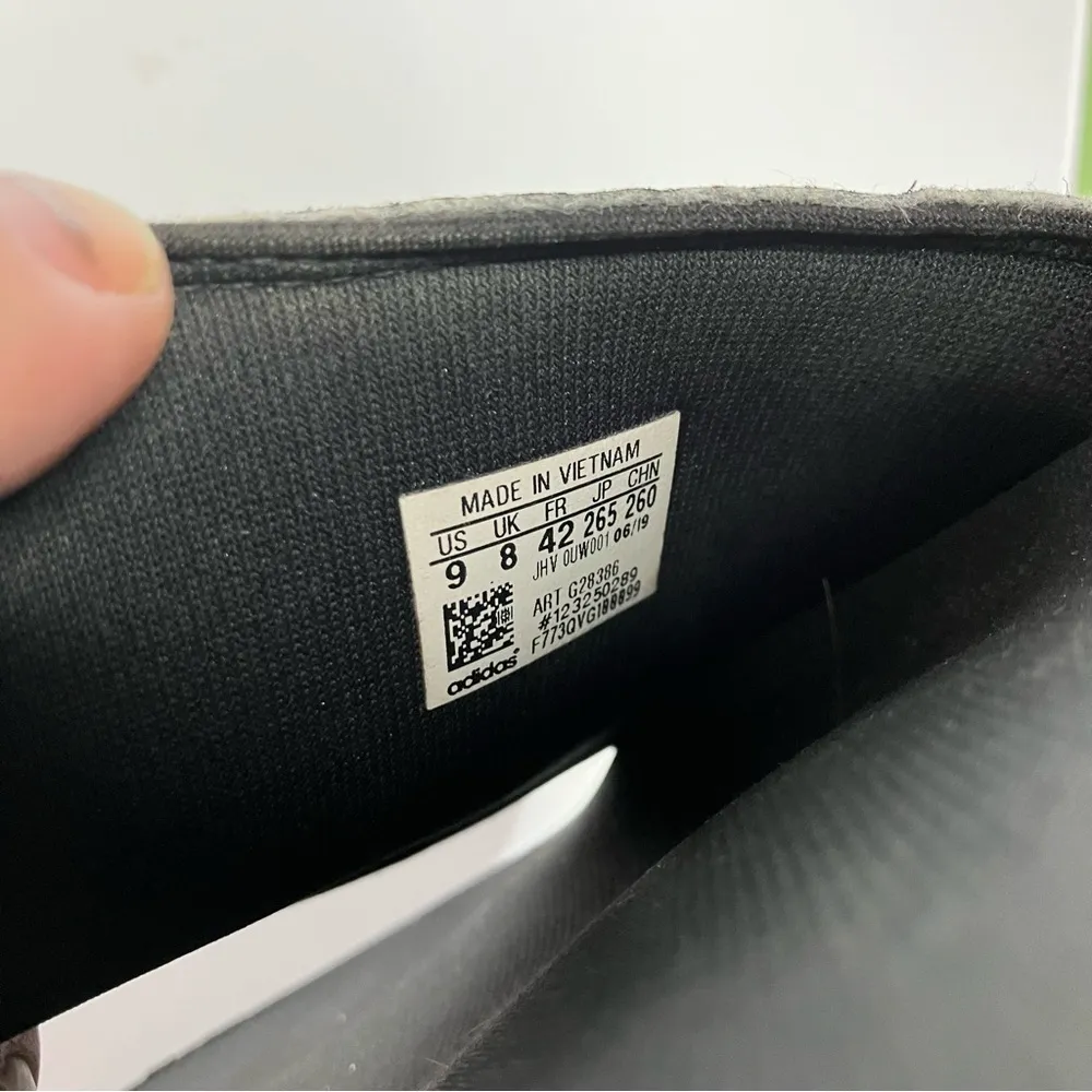 Adidas black &‎ silver Adilette slides size 9 - Image 6