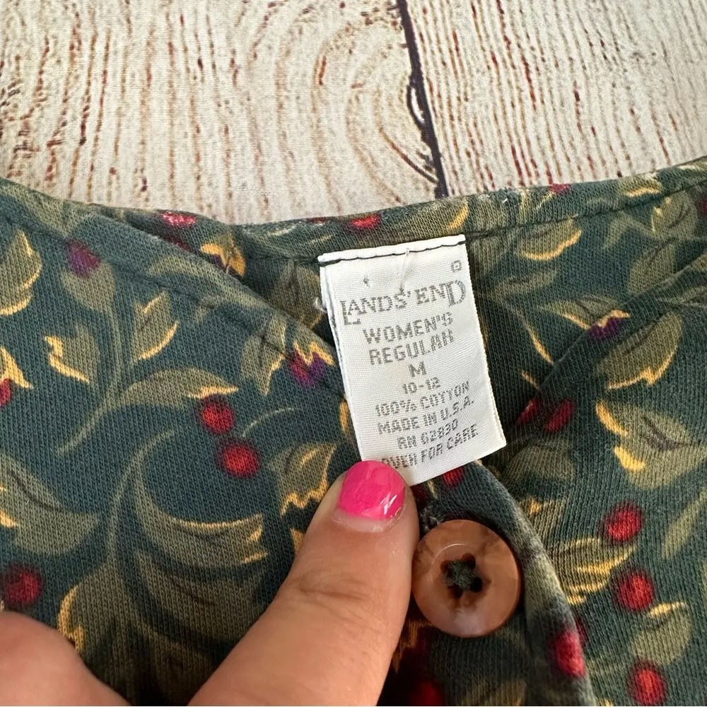 Lands‘ End Made in USA Green Red Medium Button Holiday Long Sleeve - Image 2