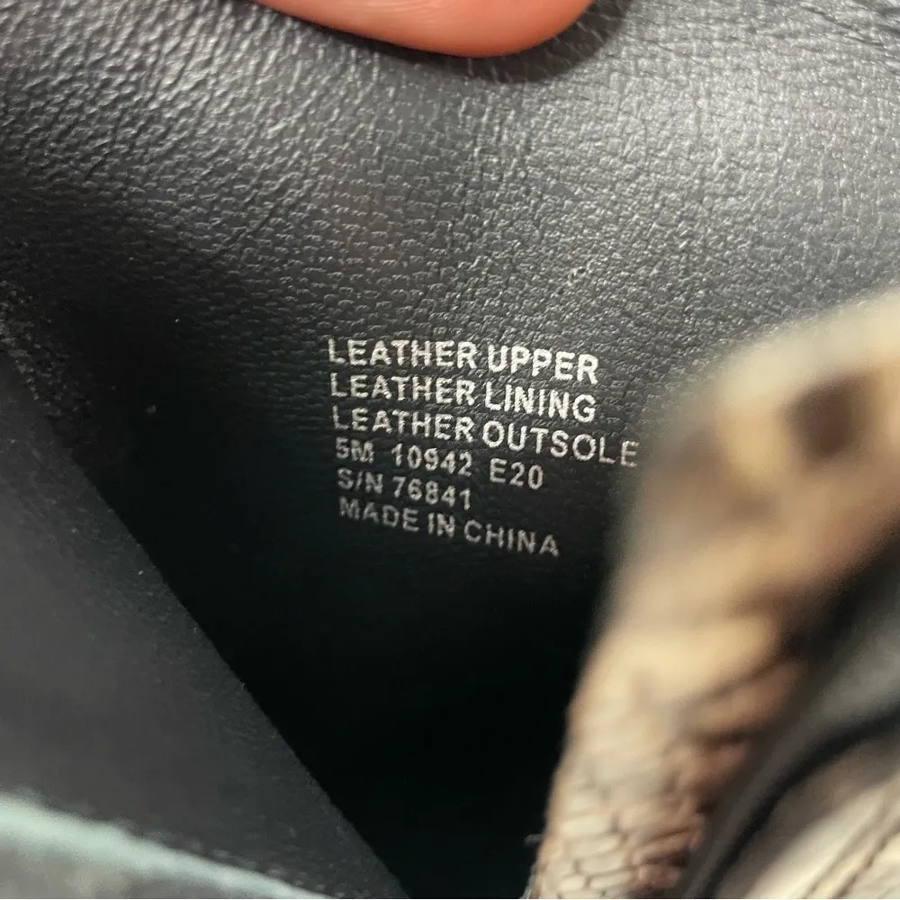 Tory Burch Brooke Bootie in Stamped Snake Print Size 5 374 - Image 5