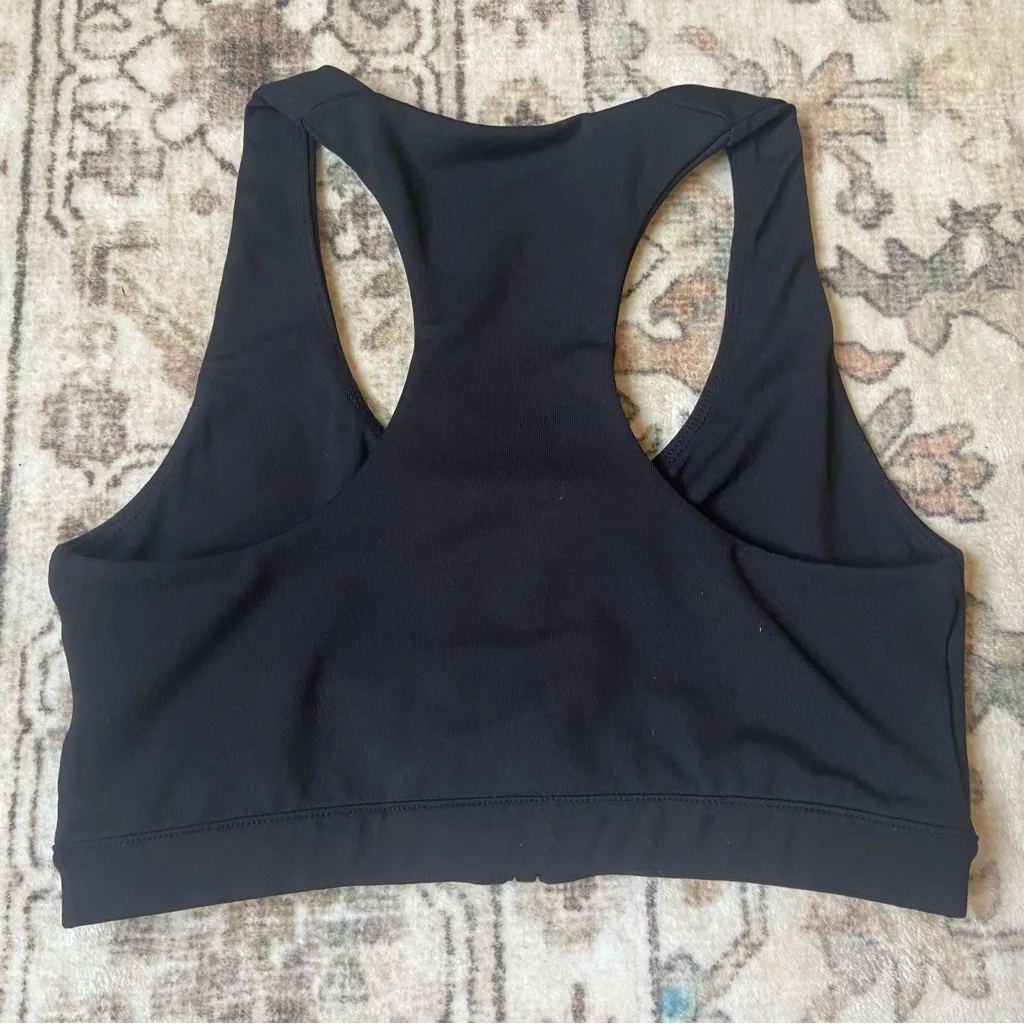 Aero Women's Black Zip-Front Sports Bra - Image 6