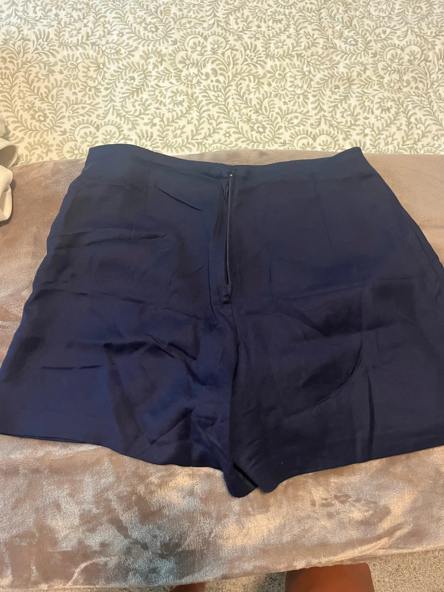 Lilly Pulitzer Faye Skort Navy - Image 2