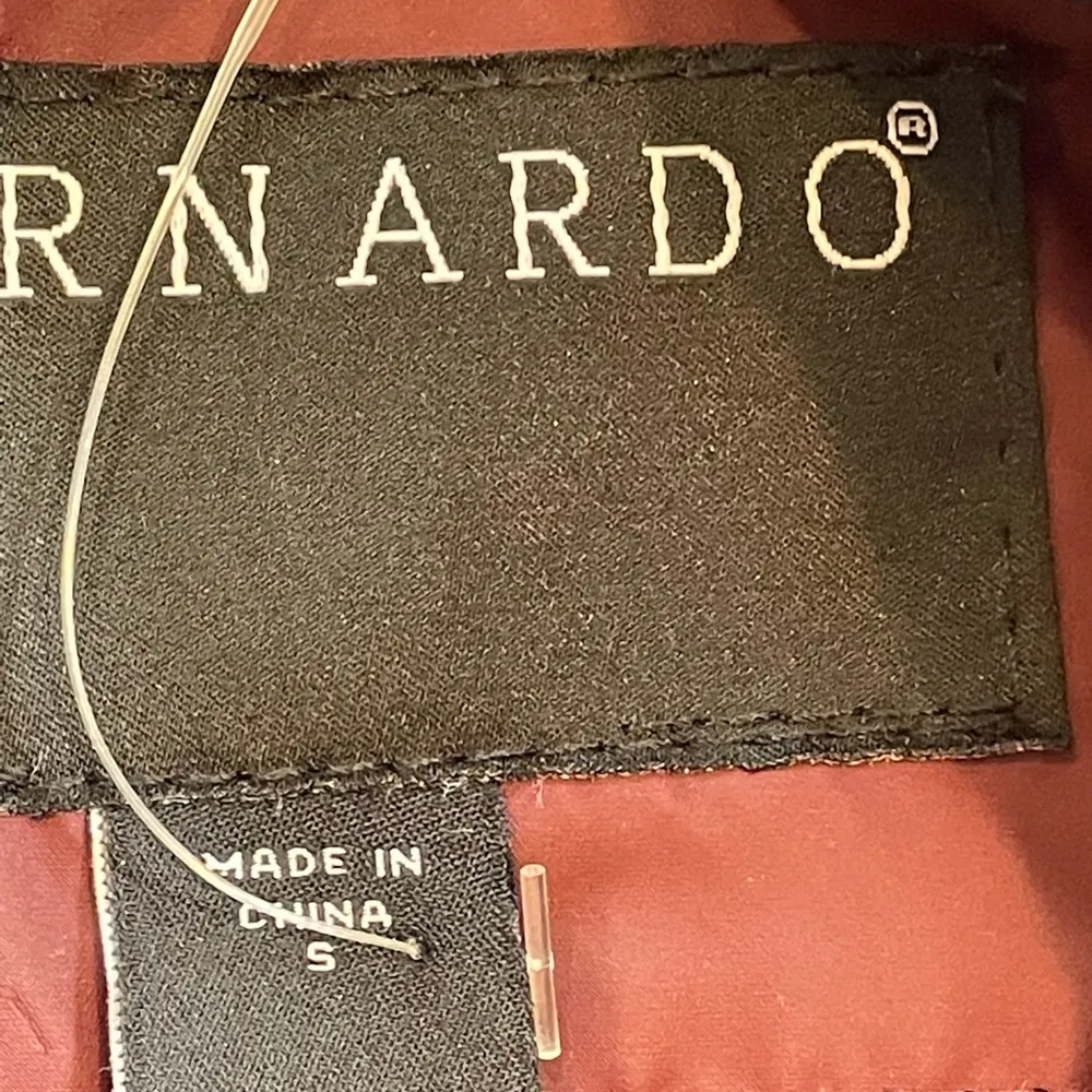 Bernado womens water resistant long Trench Rain jacket size S - Image 11