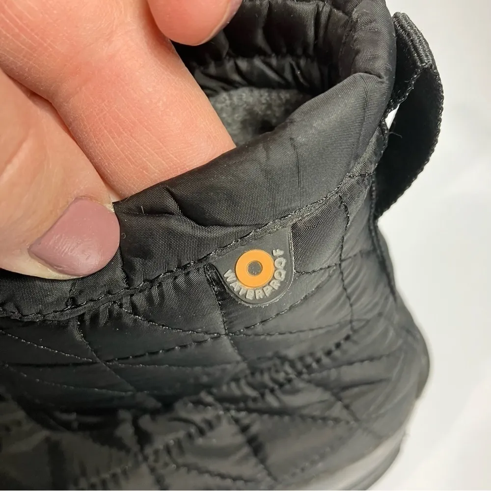 Bogs Rebound Bloom Snowday ll short boots‎ size 7 Black - Image 6