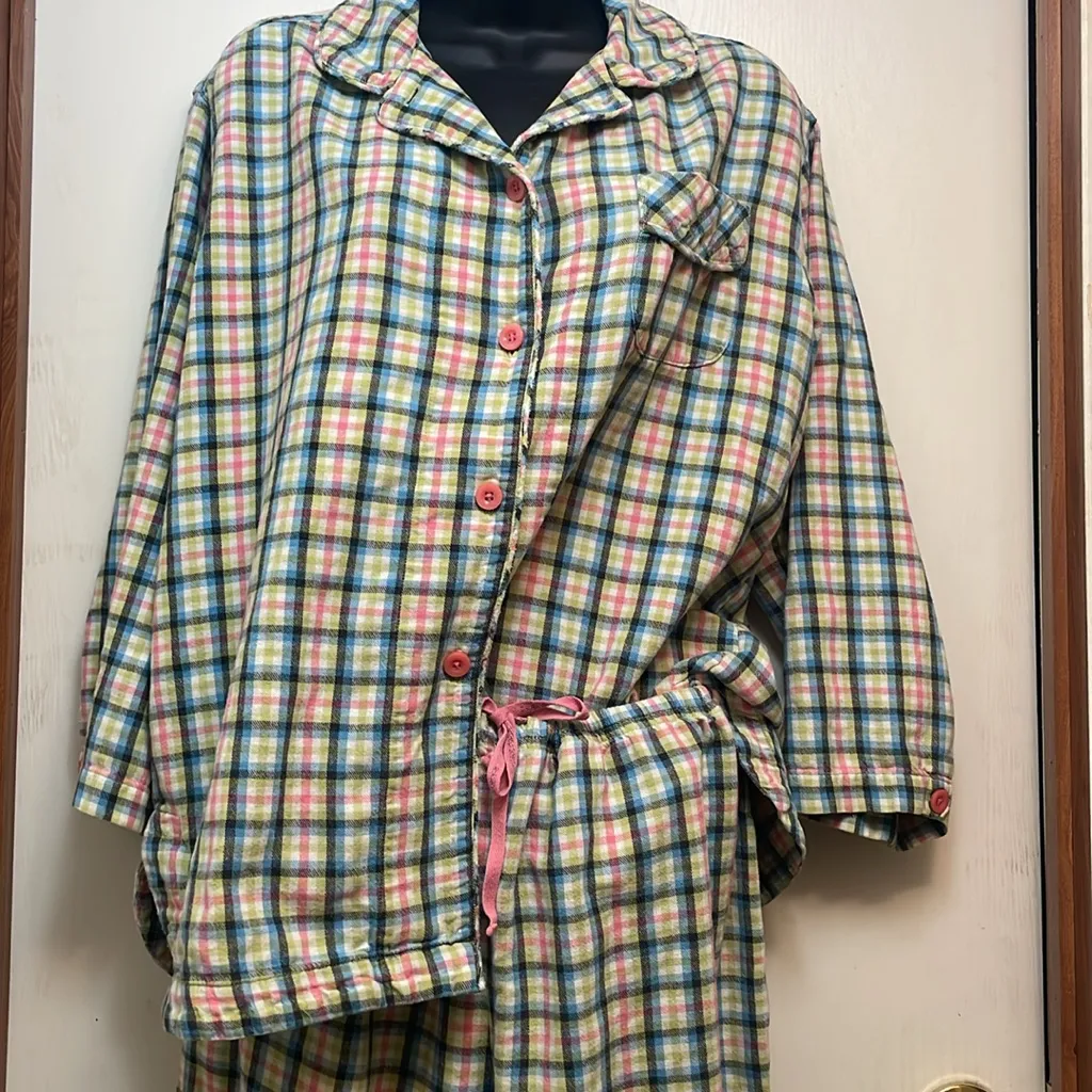 Women’s‎ medium, sleep sense, authentic Portuguese flannel GUC top and bottoms Pink - Image 9