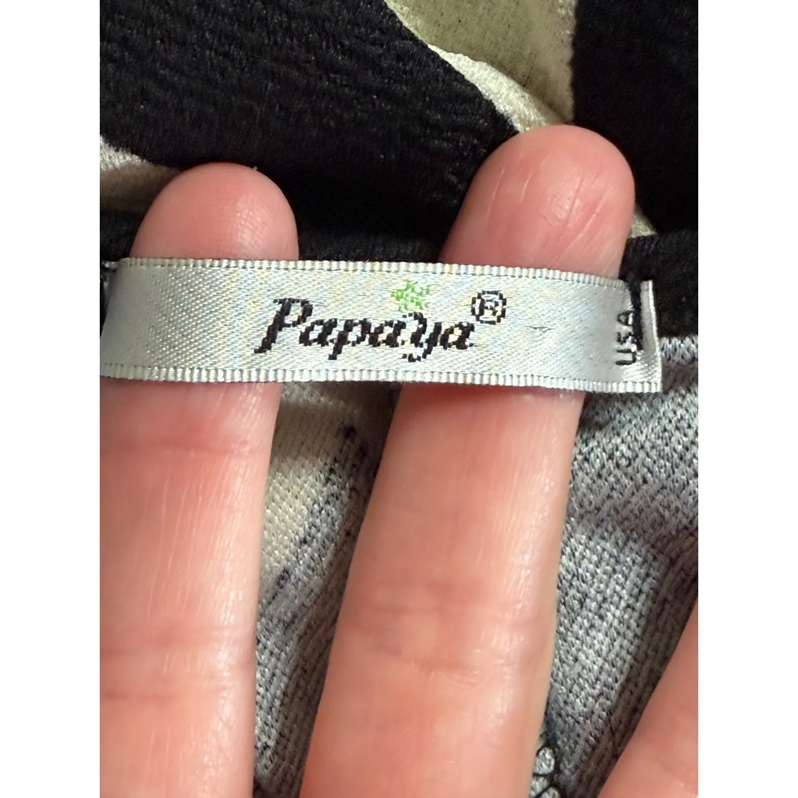 PAPAYA Black Cream Chevron Peplum Top Puff Sleeve Juniors M Cute Chic Elegant - Image 5