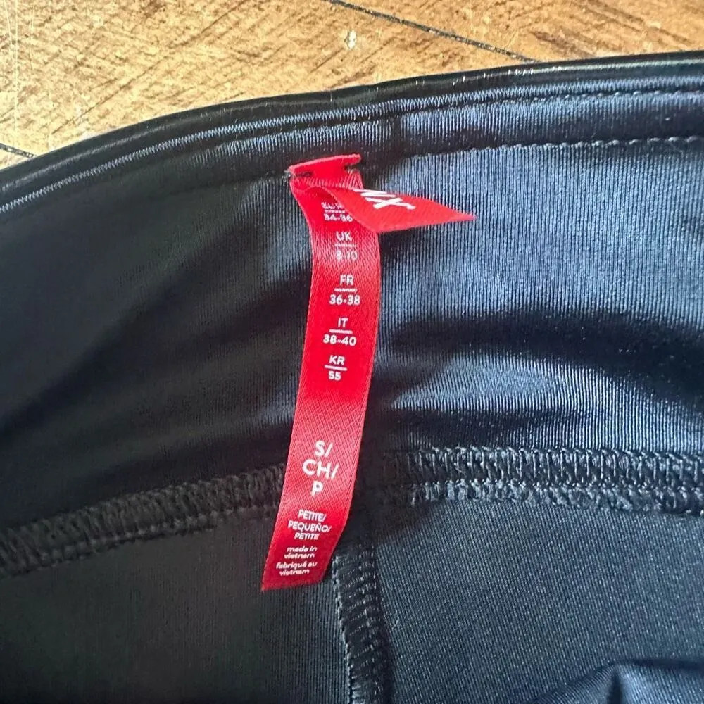 Spanx shapewear black faux leather S petite leggings - Image 3