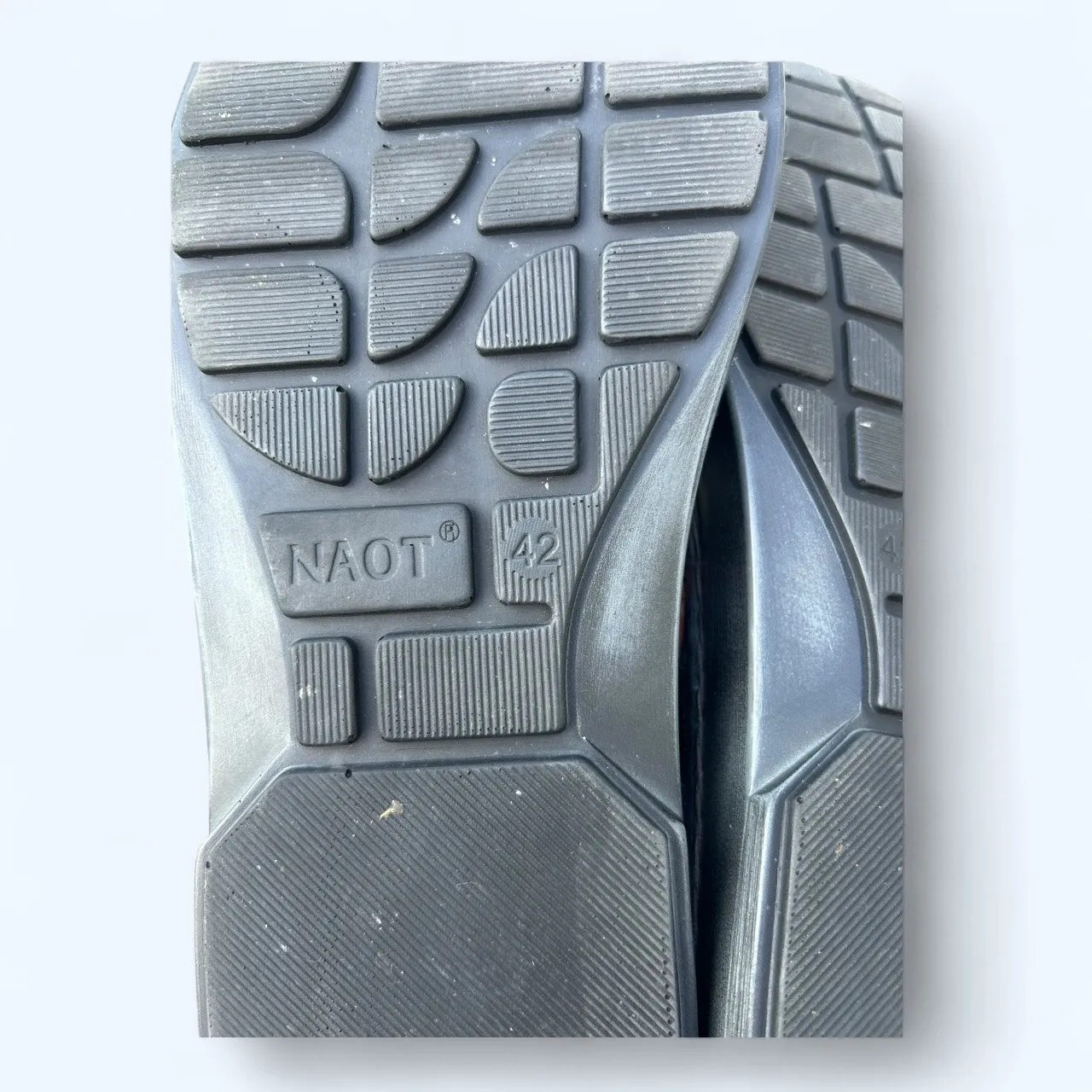 Naot Women's Fleur Metallic Onyx Leather Comfort Strappy Sandals size 42 Summer Black - Image 2