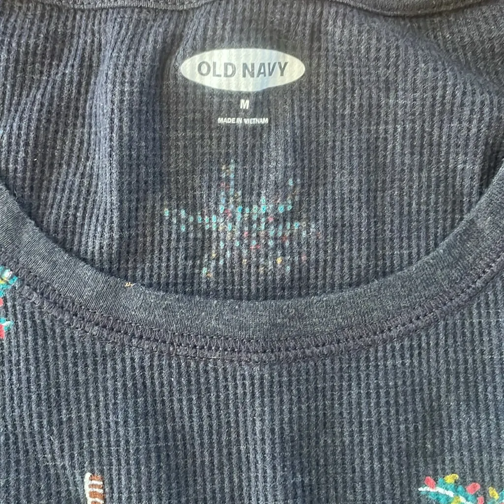 Old Navy Christmas Palm Tree Thermal Waffle Pajama PJ Top Gray Size Med Holiday - Image 2