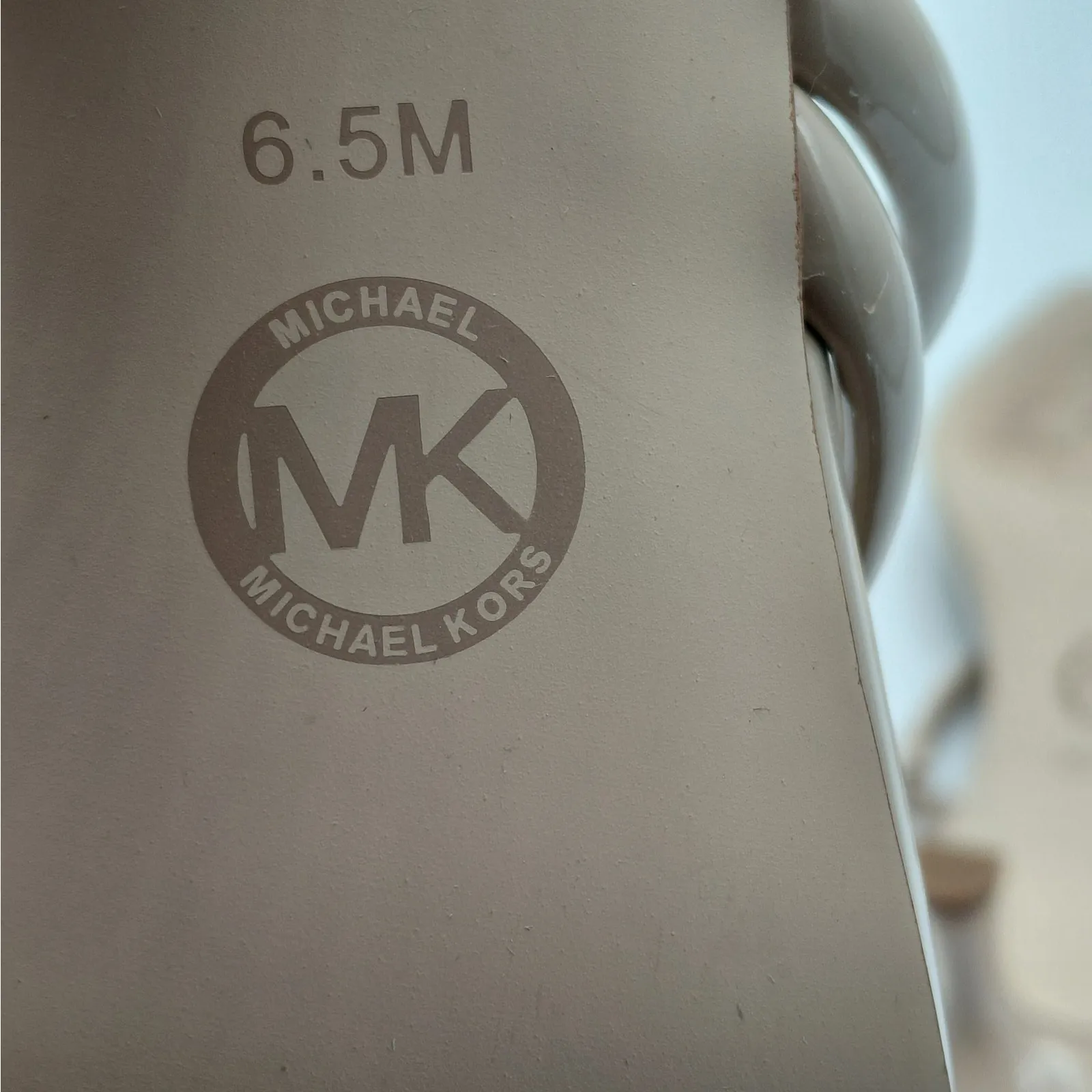 Michael Kors Women's Celia Kitten Slide Sandal Size 6.5 Blush Minimalist Shoes Tan - Image 8