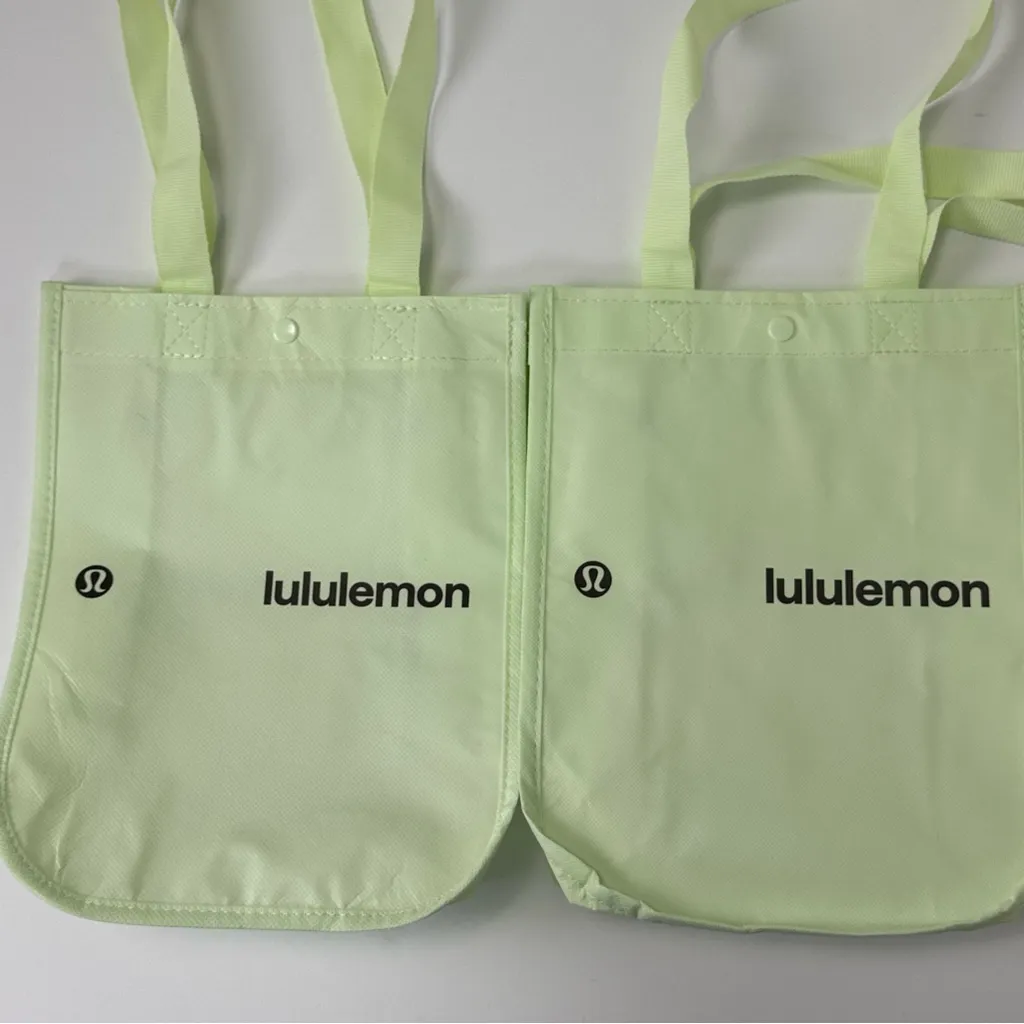 NEW 2025 Fall Winter Lululemon Athletica Neon Green Tote | Listing is for One - Image 4