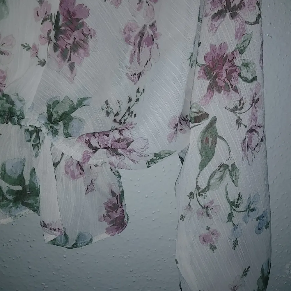 Olivaceous S Soft Floral Pink Green on White Bubble Hem Top - Image 6