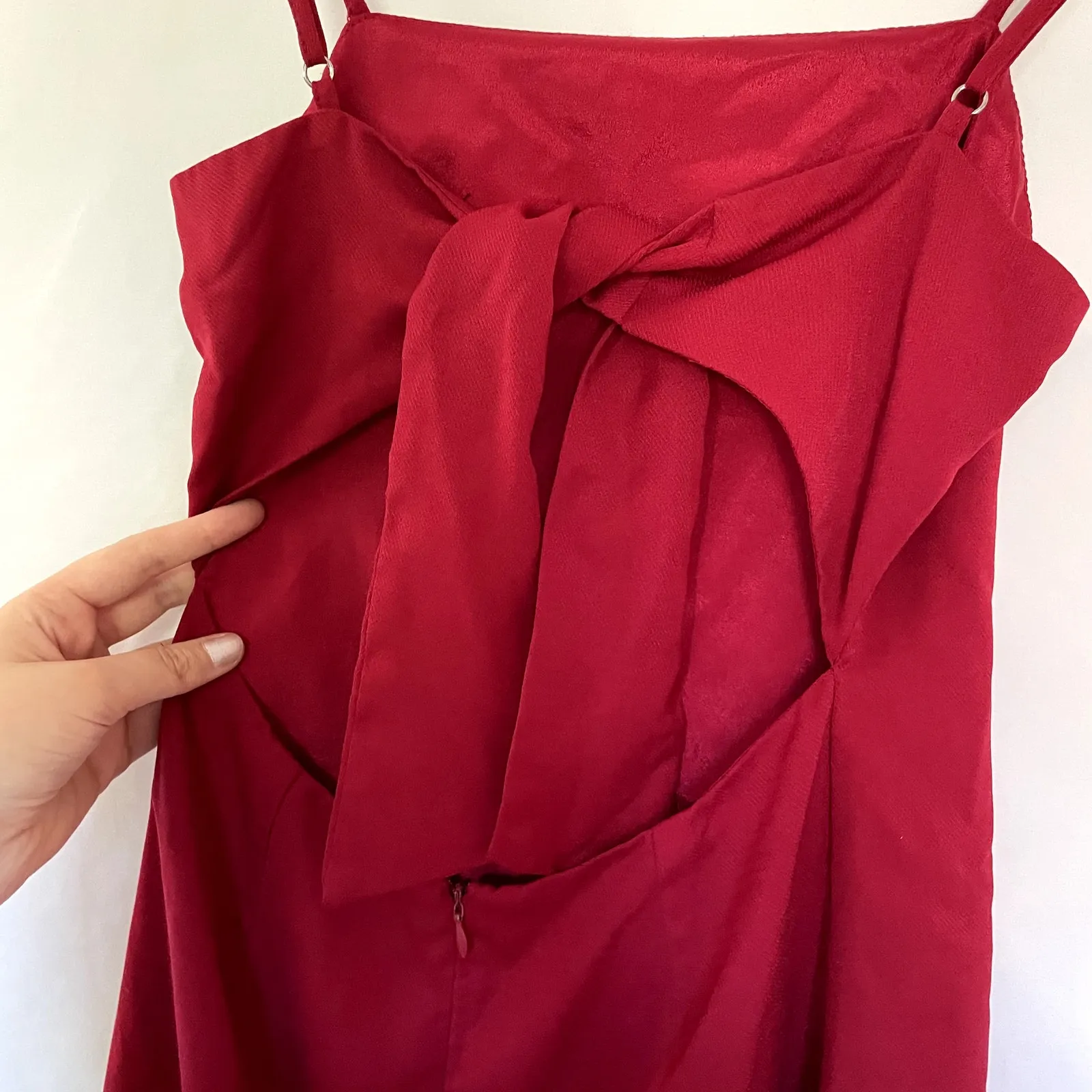 Lulus ruby red minidress open back bow women's size XS spaghetti straps - Image 4