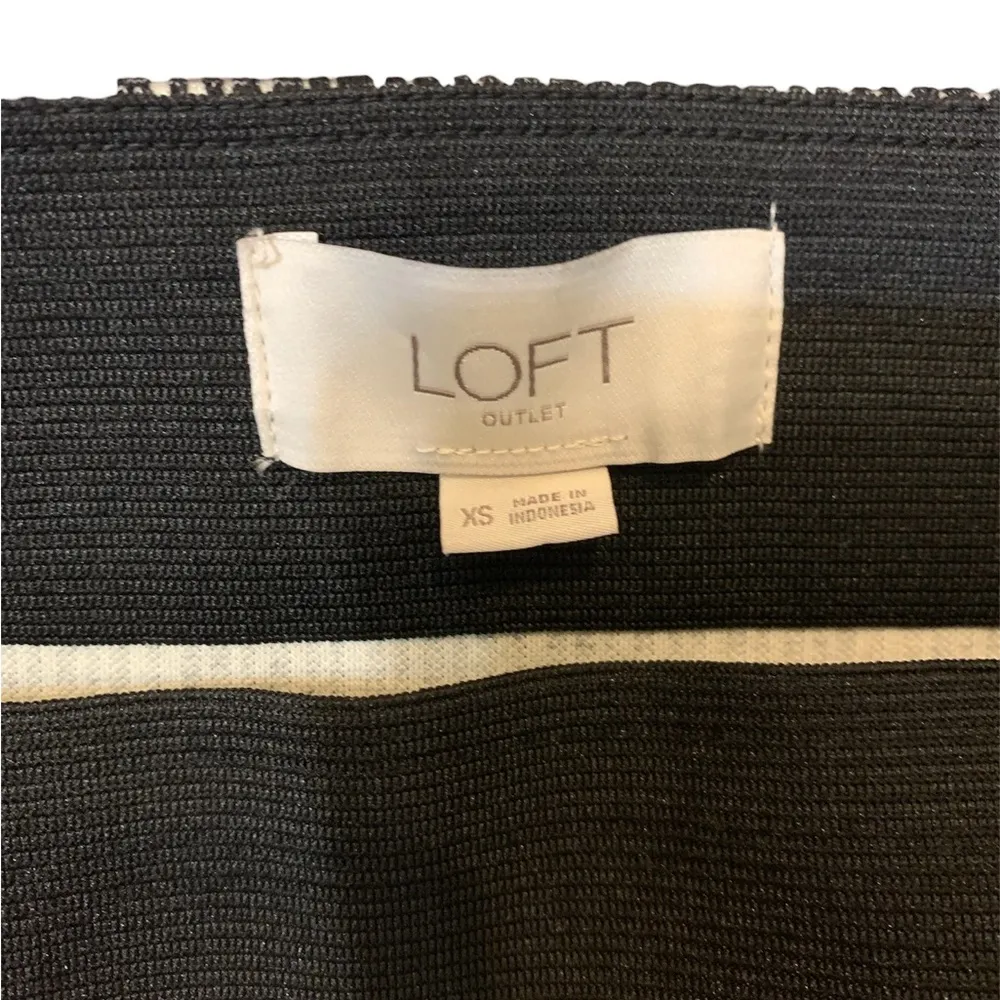 Loft Outlet • Career Striped Black Pencil Skirt Work Office Wear - Image 2