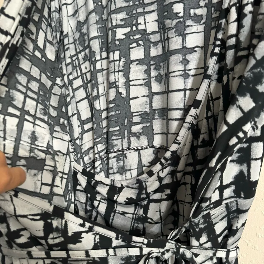 APT.9 Wrap Dress - Image 3