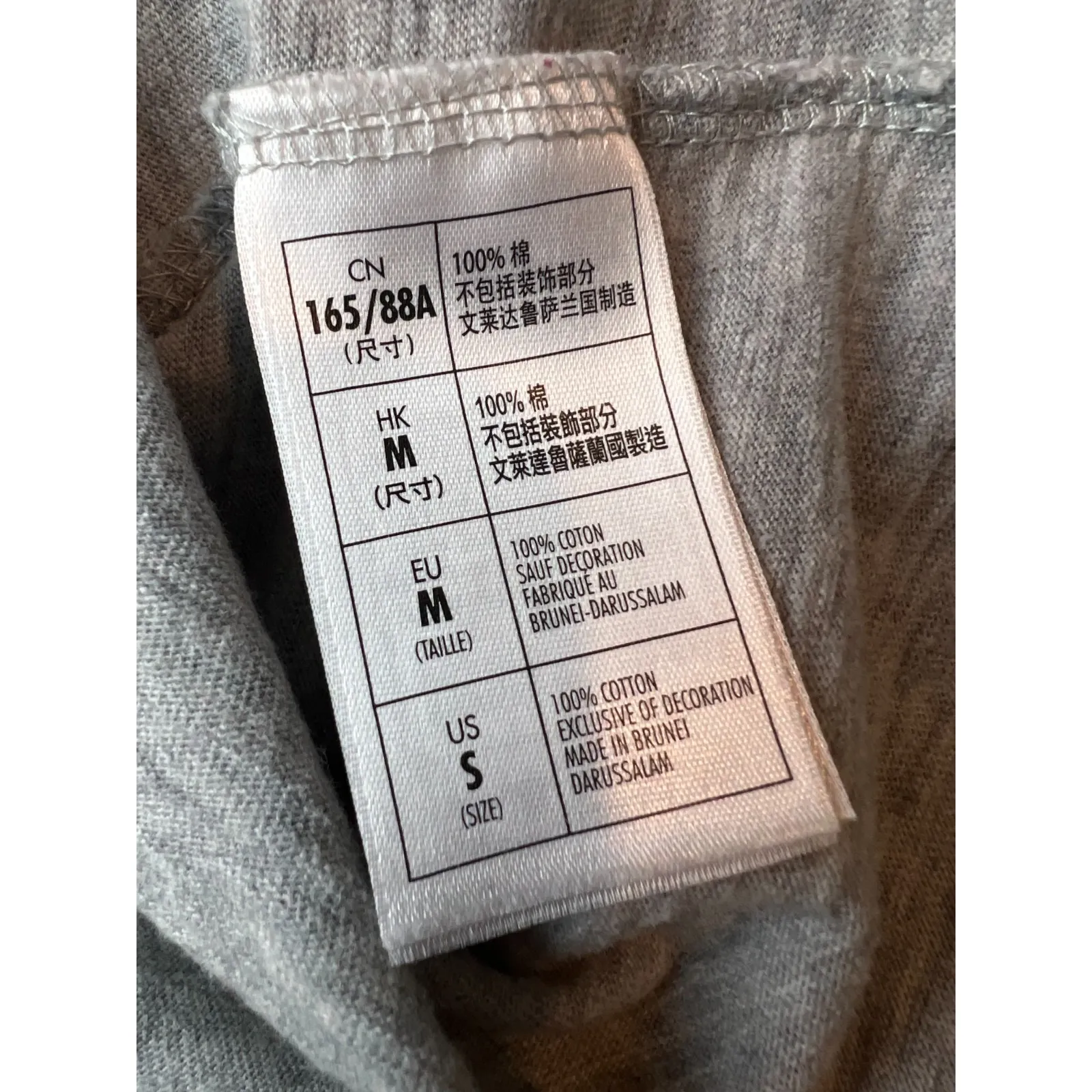 Disney Parks Baseball Shirt Raglan Sleeve‎ size Small Womens Jersey Preppy Top - Image 5