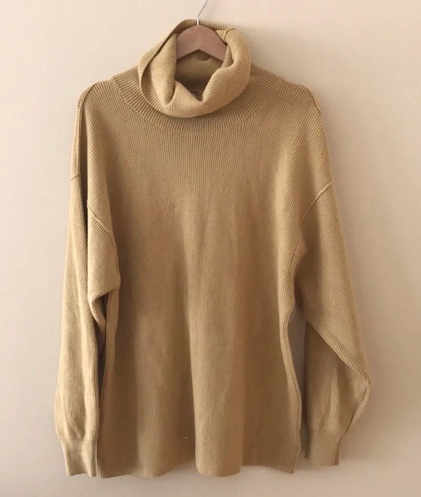 Softly Structured Oversized Knit Turtleneck Tunic Sweater - Image 4