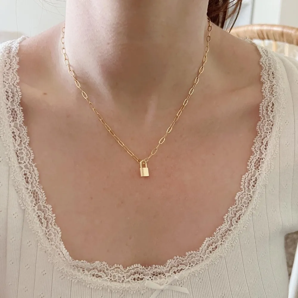 Handmade Gold Locket Necklace 🔒 - Image 5