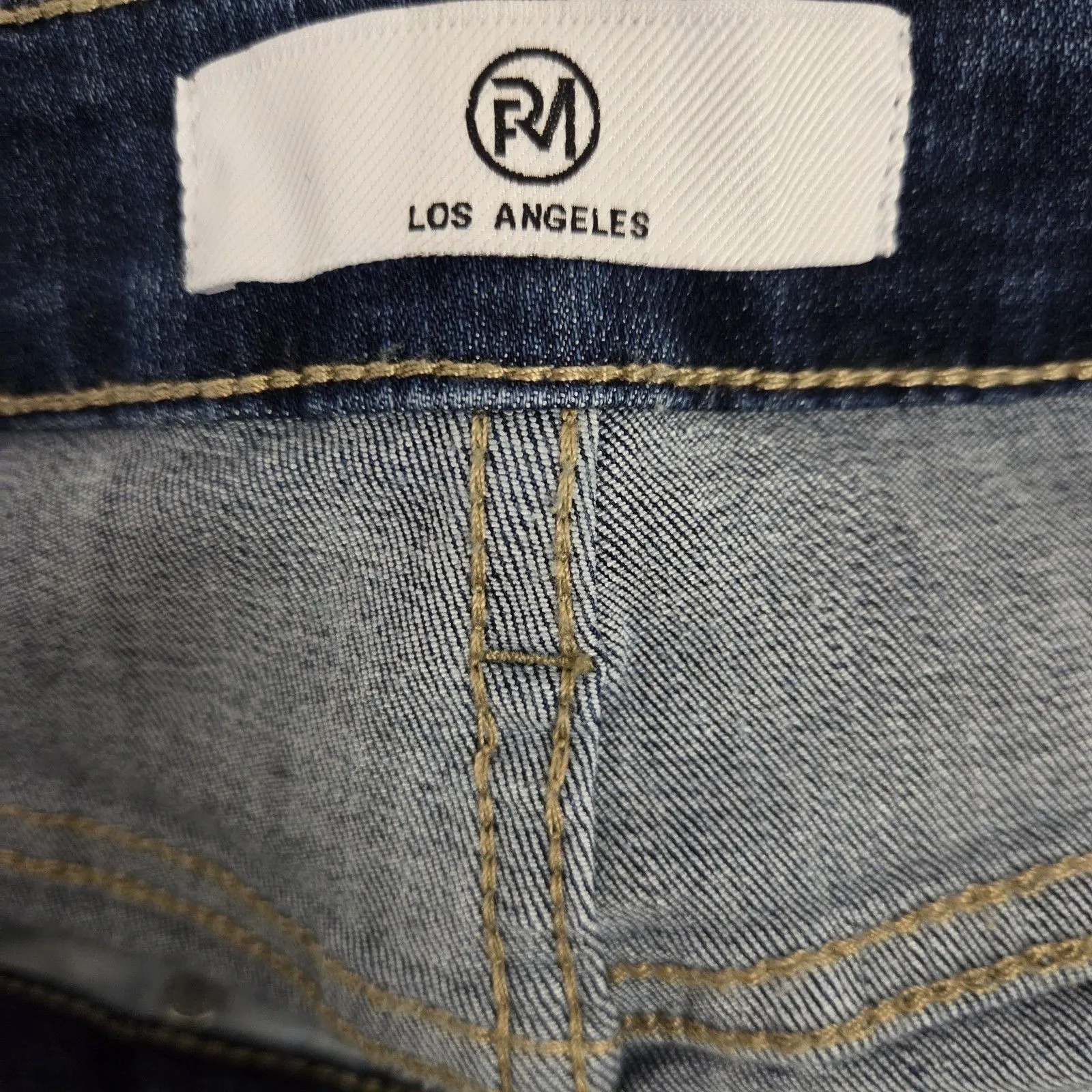 RFM Tummy Control Denim Shorts Size Large Blue - Image 3