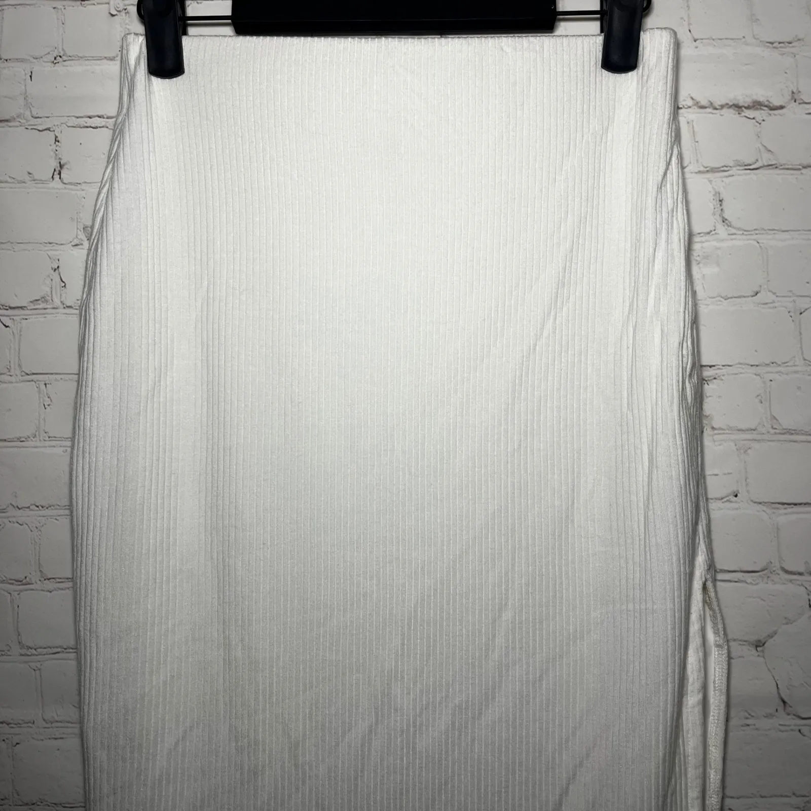 STILLWATER The Rib Edit Knit Midi Skirt High Slit White Pencil Quite Luxury SM - Image 5