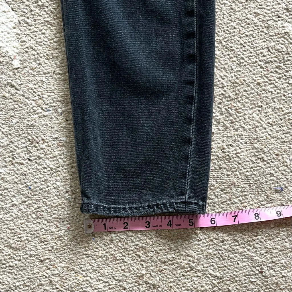 American Eagle Black High Waisted Mom Jeans Size 8 Long - Image 7