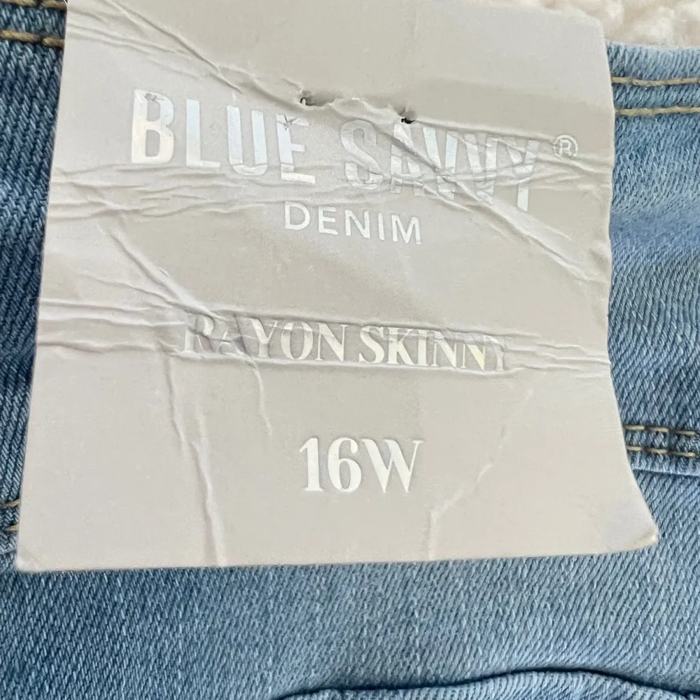 Blue Savvy Curvy  Distressed Jeans with Rips - Image 4