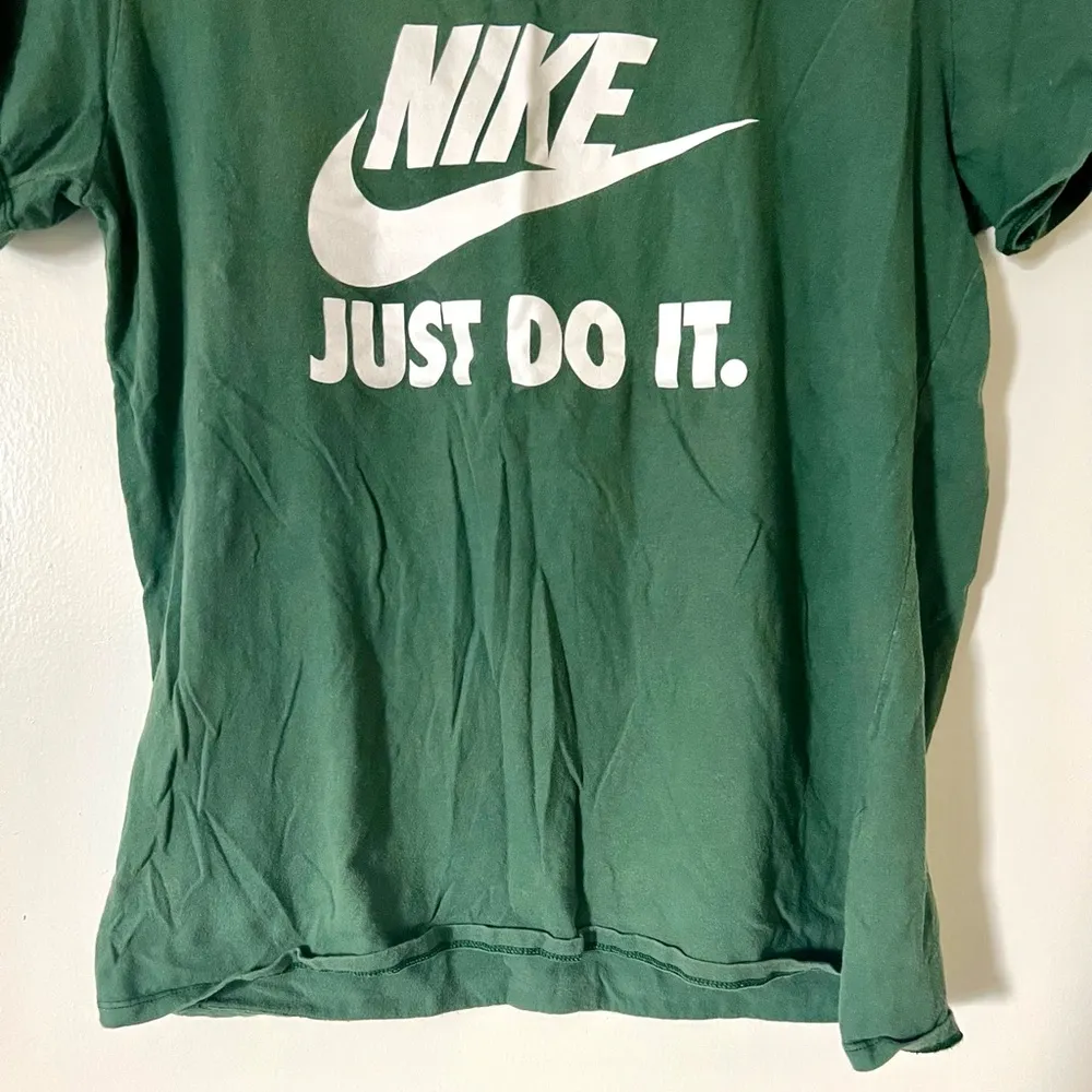 Women's 'Just Do It' T-Shirt, Size L - Image 2