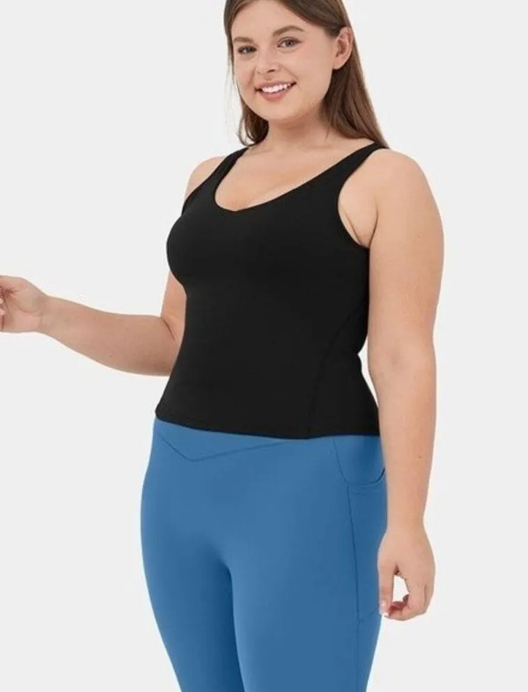 13H3.- Padded V Neck Cropped Yoga Tank Top - Image 3