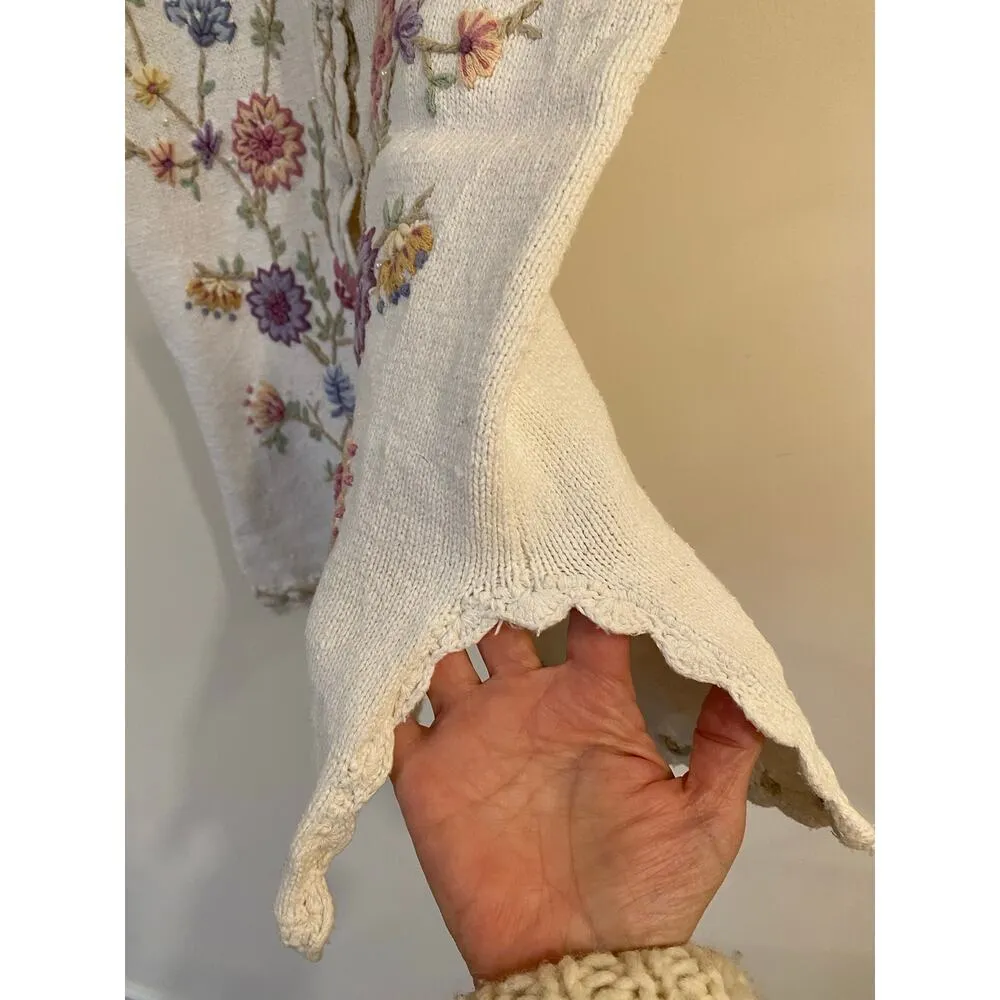 Vintage Erika Cottagecore Floral Embroidered Beaded Knit Vest Cream Medium - Image 4