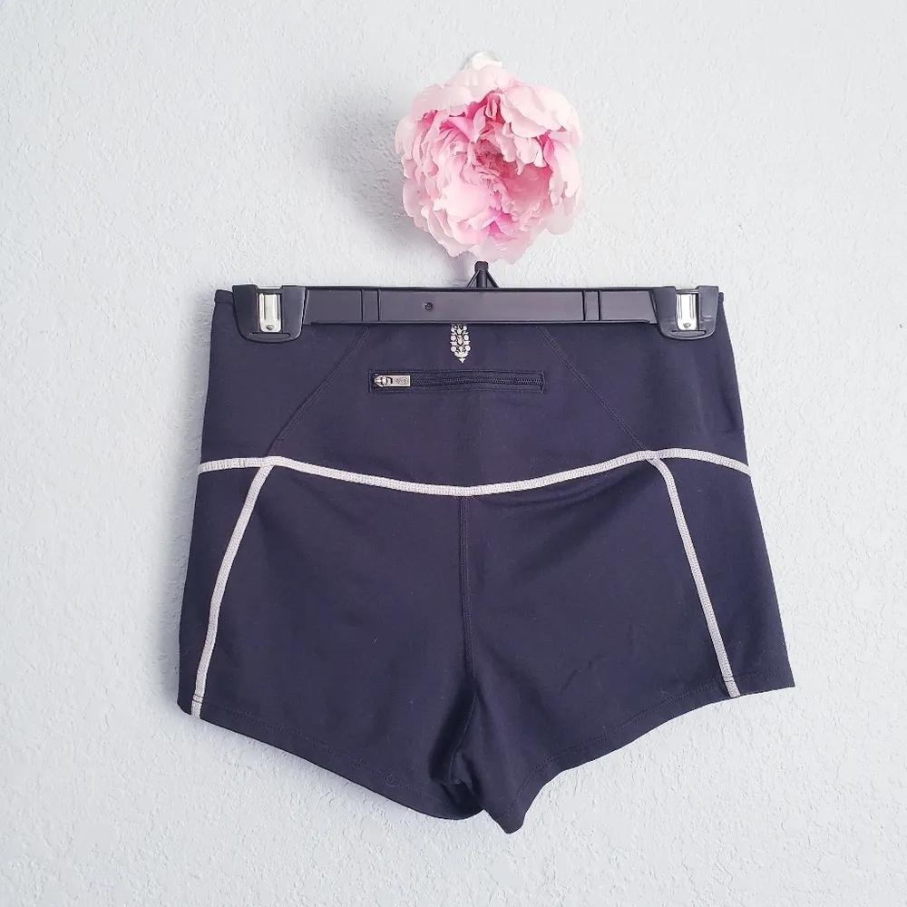 Free People Movement You're A Peach Black Shorty Shorts Athletic - Image 3