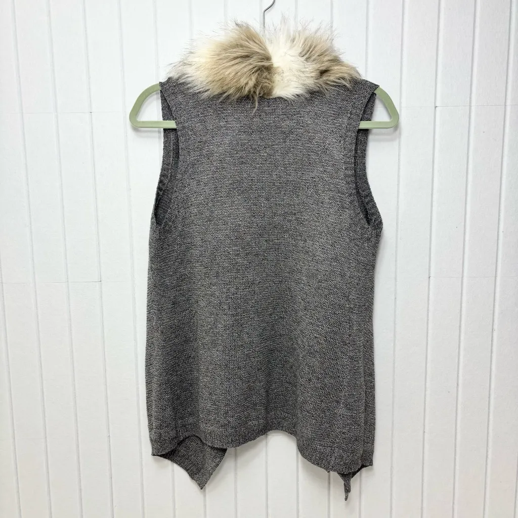 Skies‎ Are Blue Gray Cardigan with Faux Fur Trim Size S - Image 6