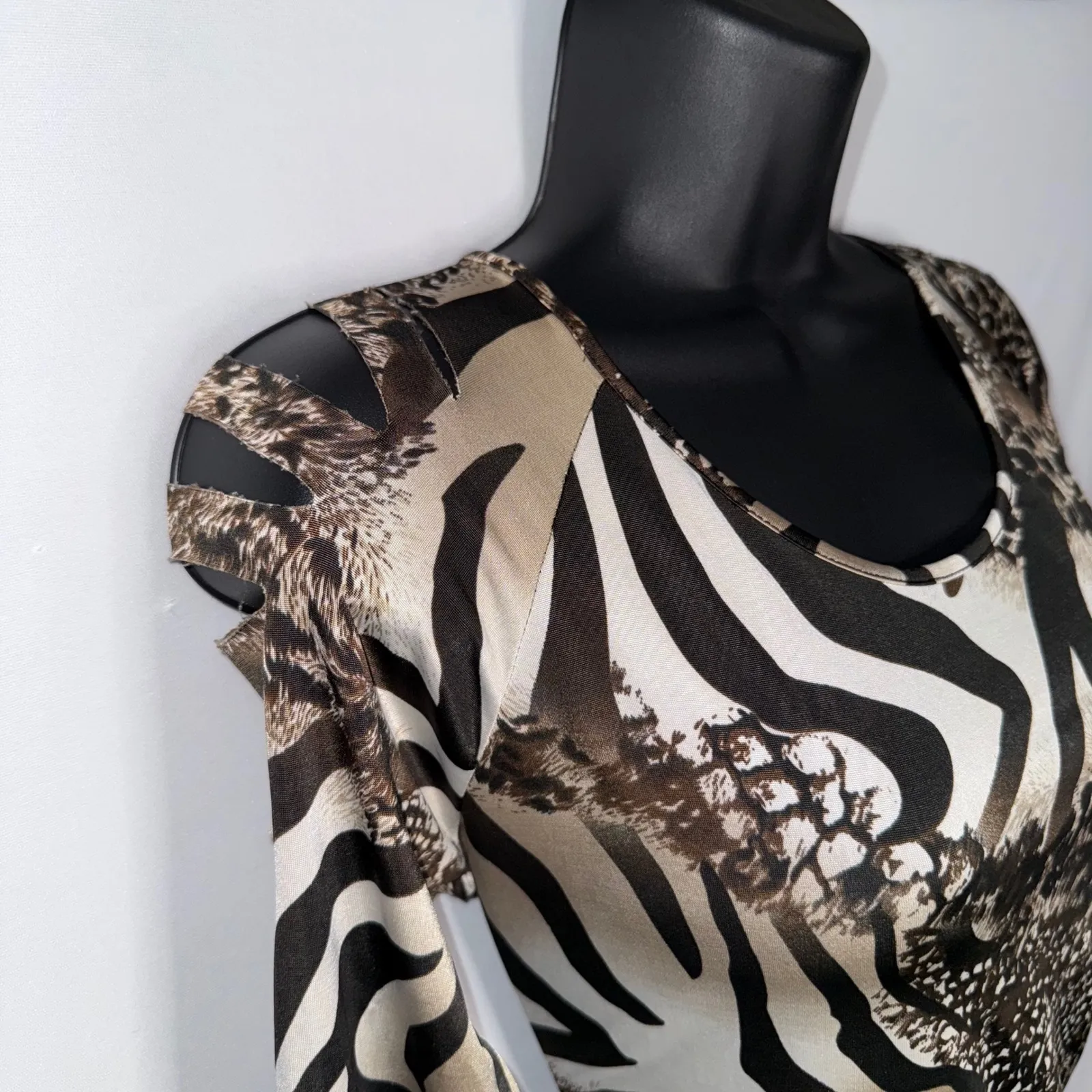 Y2K Animal Print Bodycon Slashed Mini Dress - Image 4