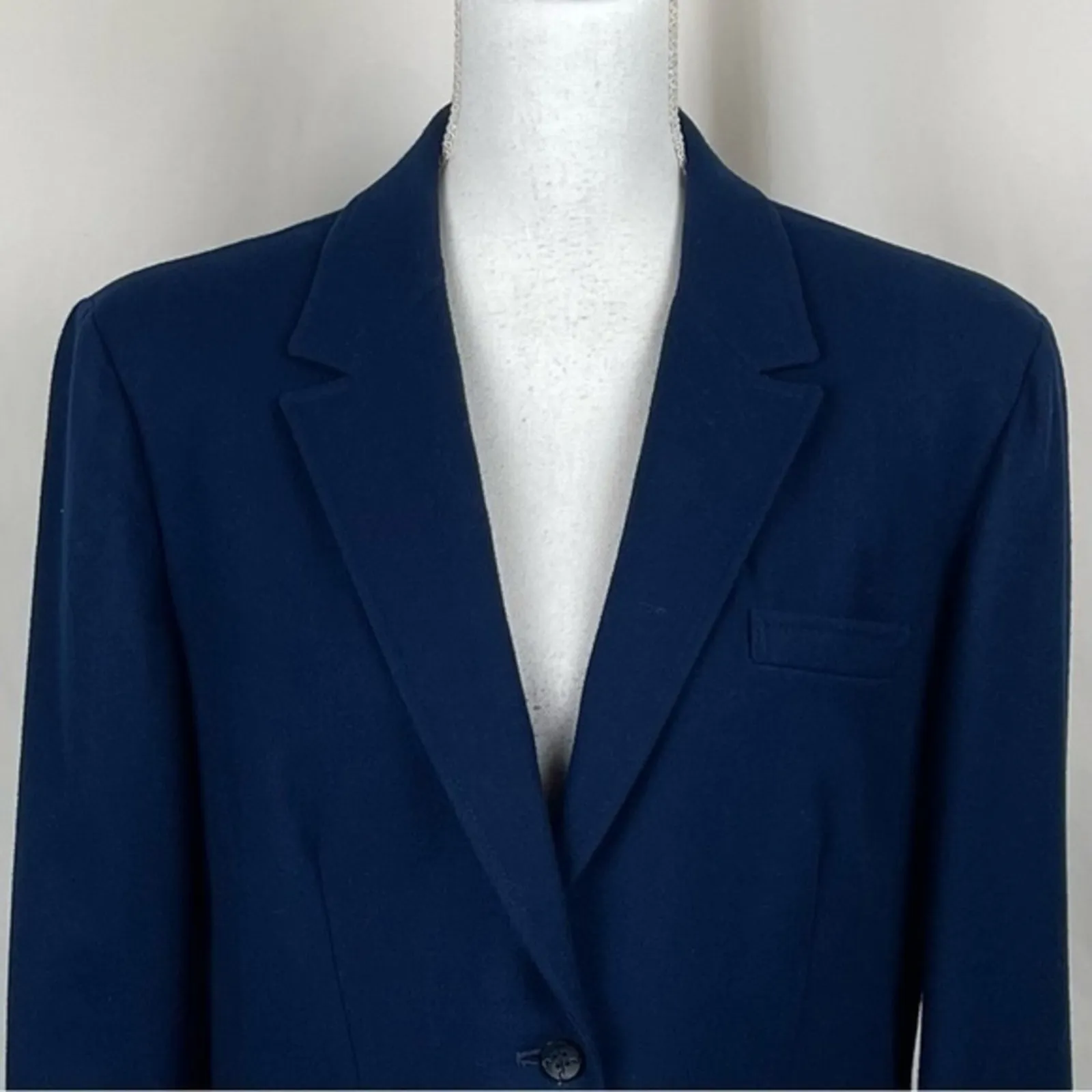 Pendleton Pure Virgin Wool Navy Tailored Blazer Size M - Image 3