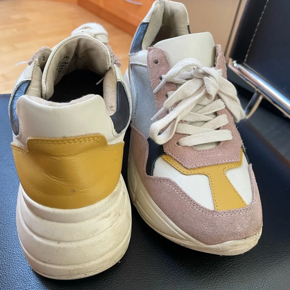 Steven Madden color-block platform sneakers - Image 4