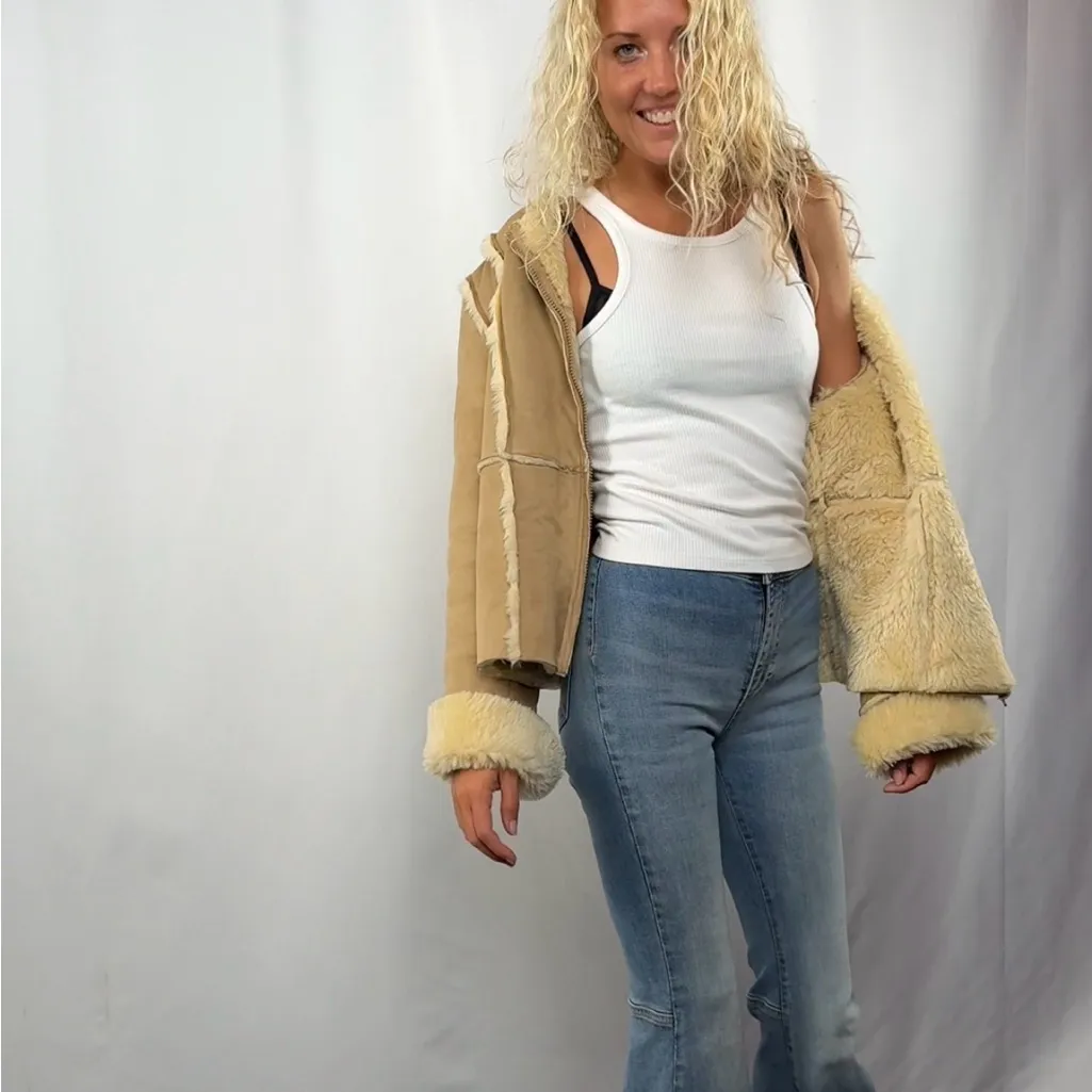 Y2K Moda International Faux Shearling Faux Suede Jacket in Light Brown Size S Tan - Image 2