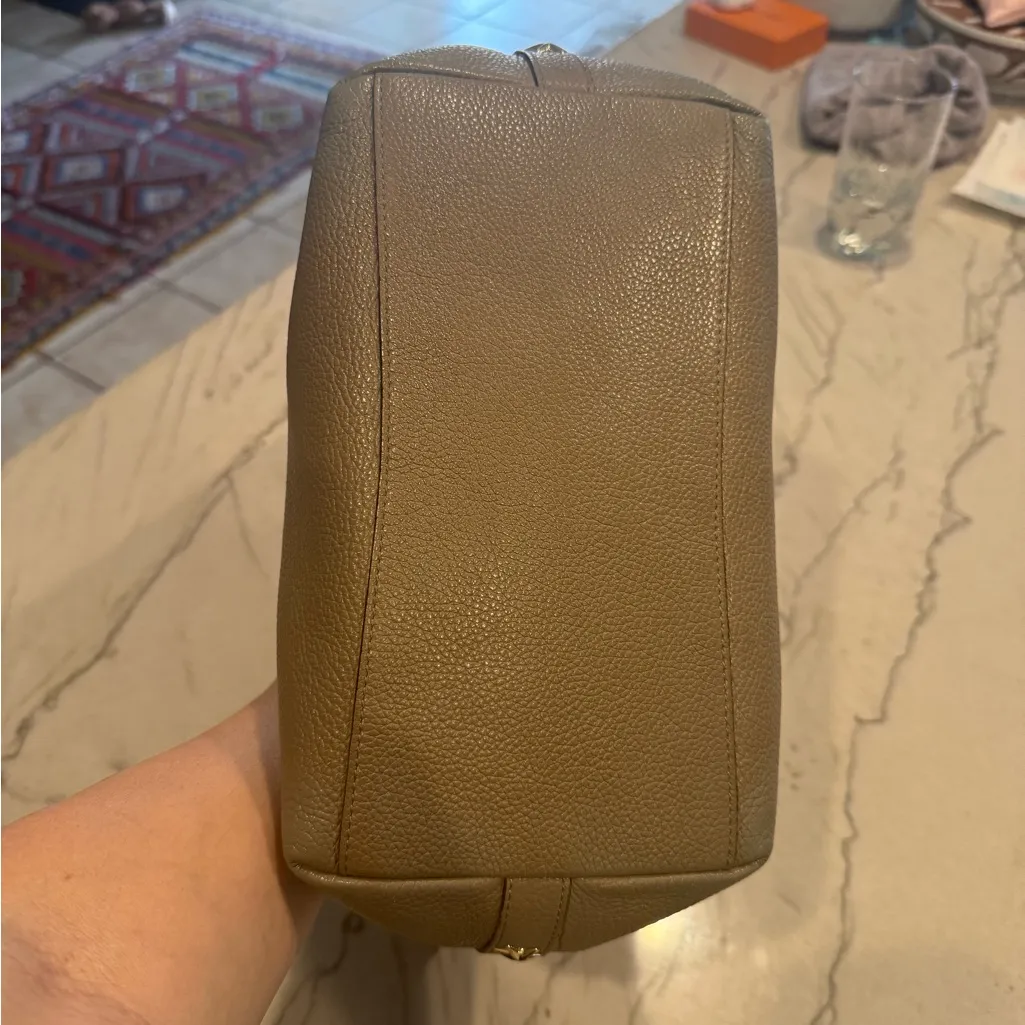 Jimmy Choo Taupe Leather Bria Tote S with Shoulder Strap - Unbranded Chain Strap - Image 8