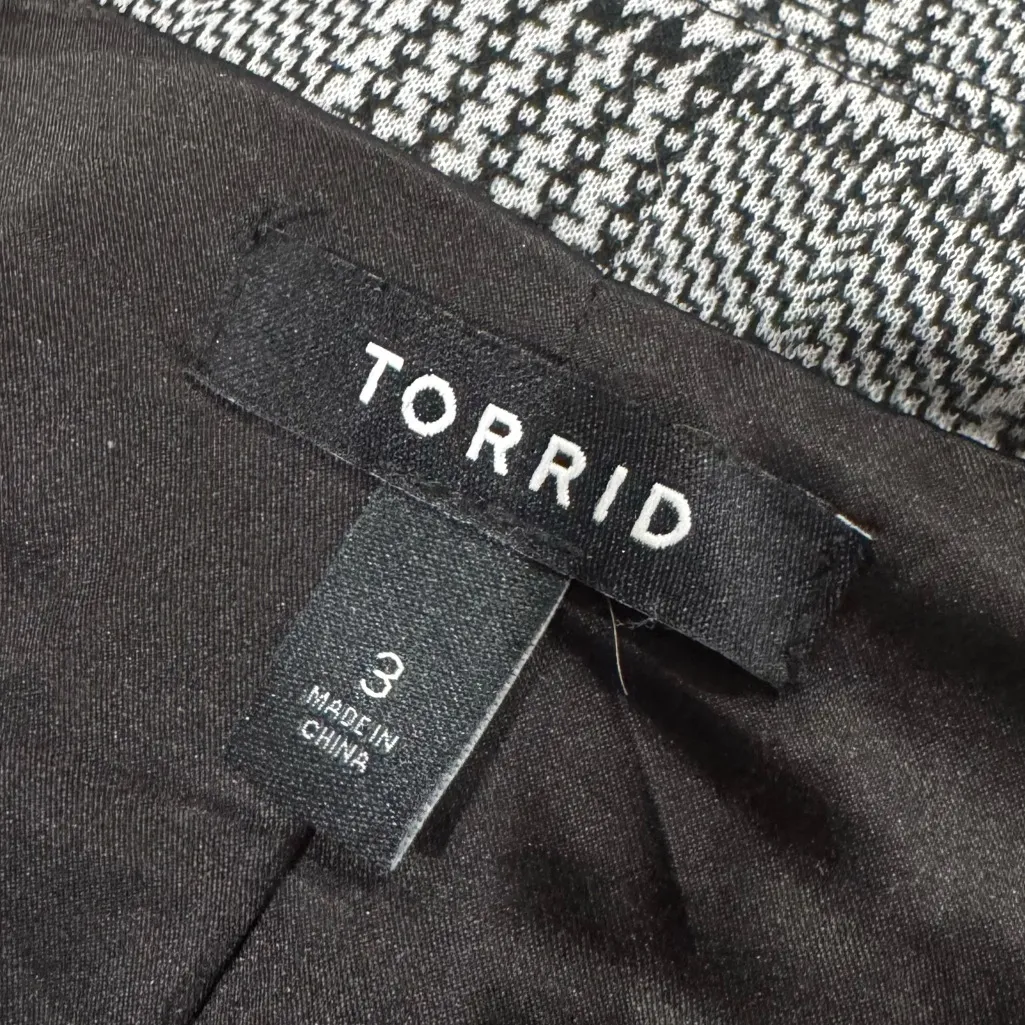 Torrid Textured Plaid Trench Coat Women’s 3XL XXXL - Image 2