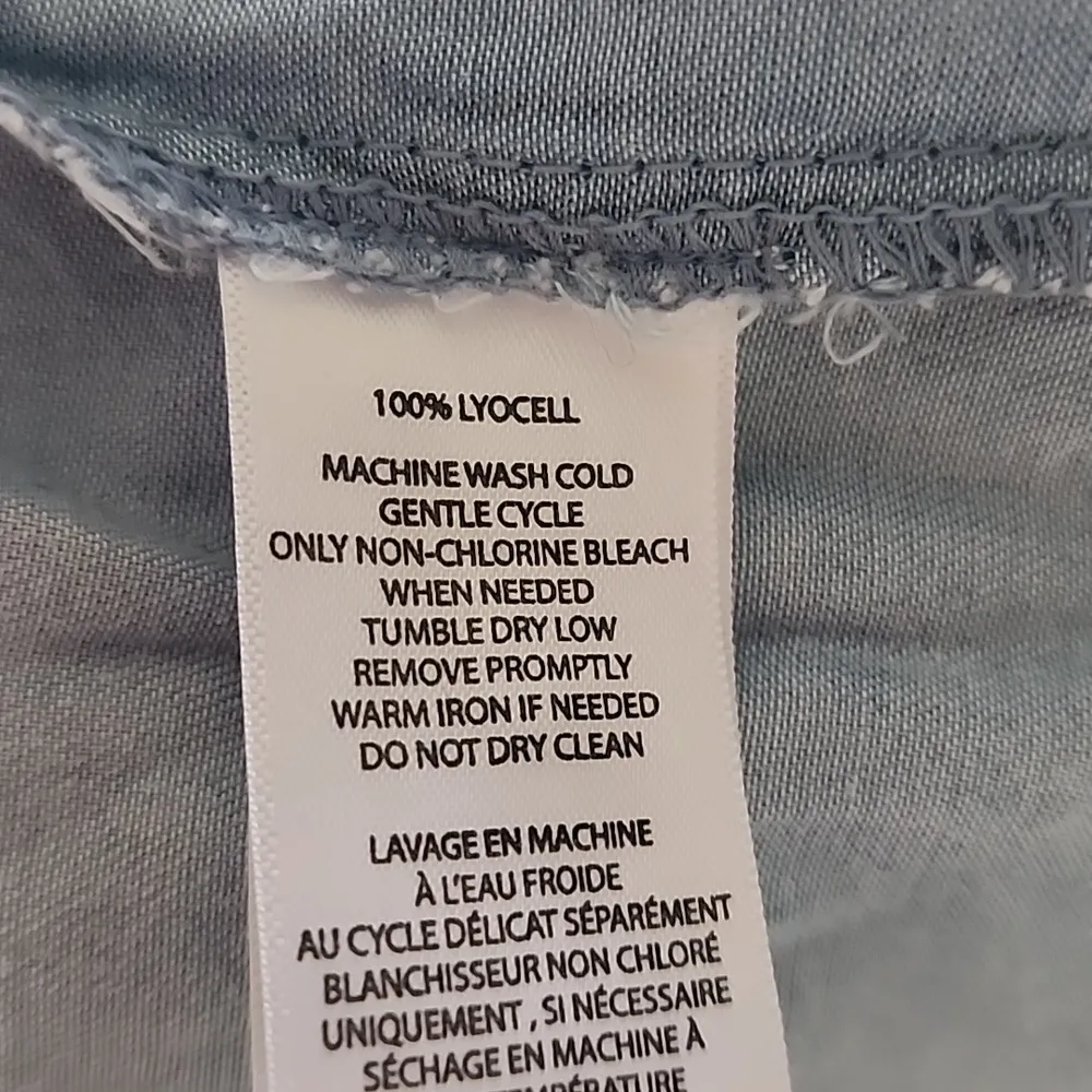 BeachLunchLounge  Chambray Button Down Shirt Balloon Sleeves - Image 8