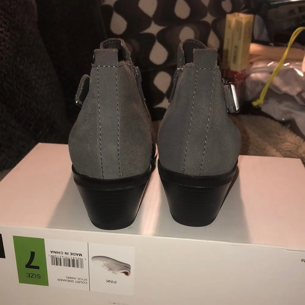 NWOT Sonoma Leather Ankle Boots, size 6.5 - Image 4