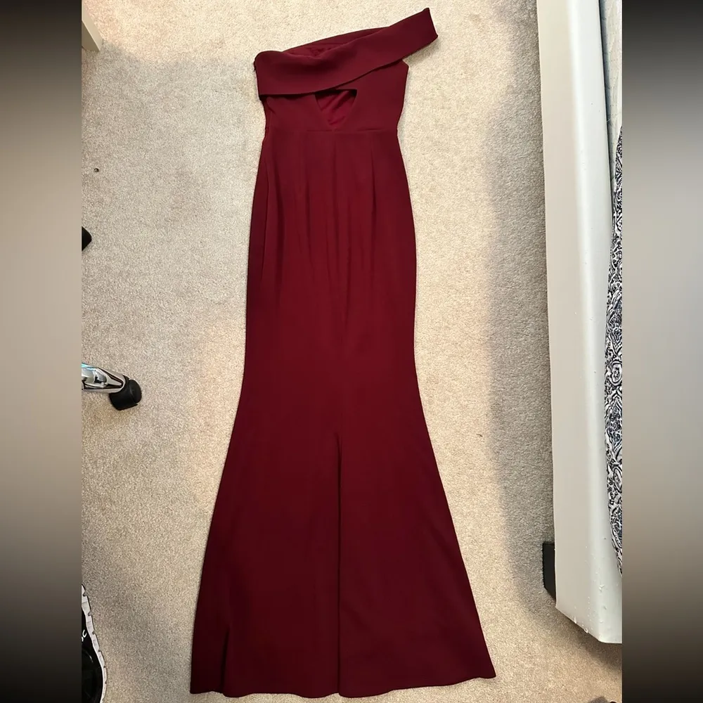 Katie May Los Angeles Burgundy Maroon One Shoulder Evening Gown - Image 6