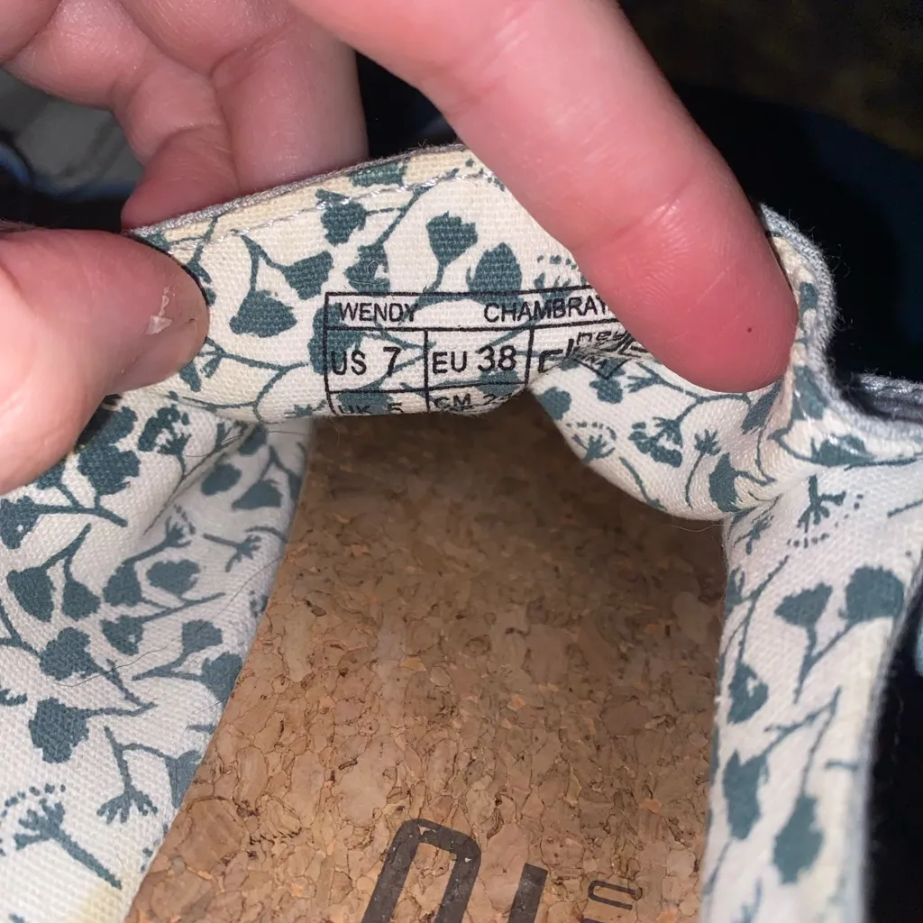 Hey Dude  Wendy Women's Casual Shoes, size 6 - Image 3