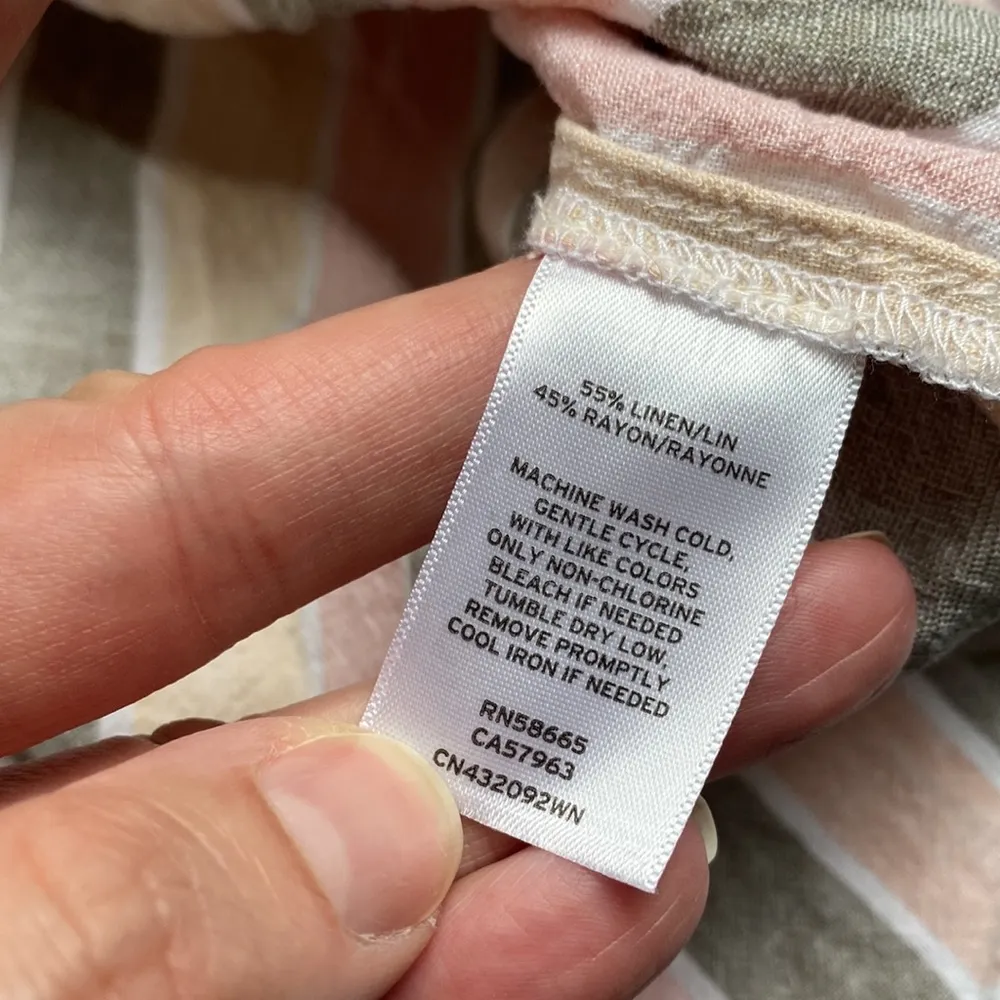 Caslon Nordstrom linen striped button down shirt, size 1X - Image 7