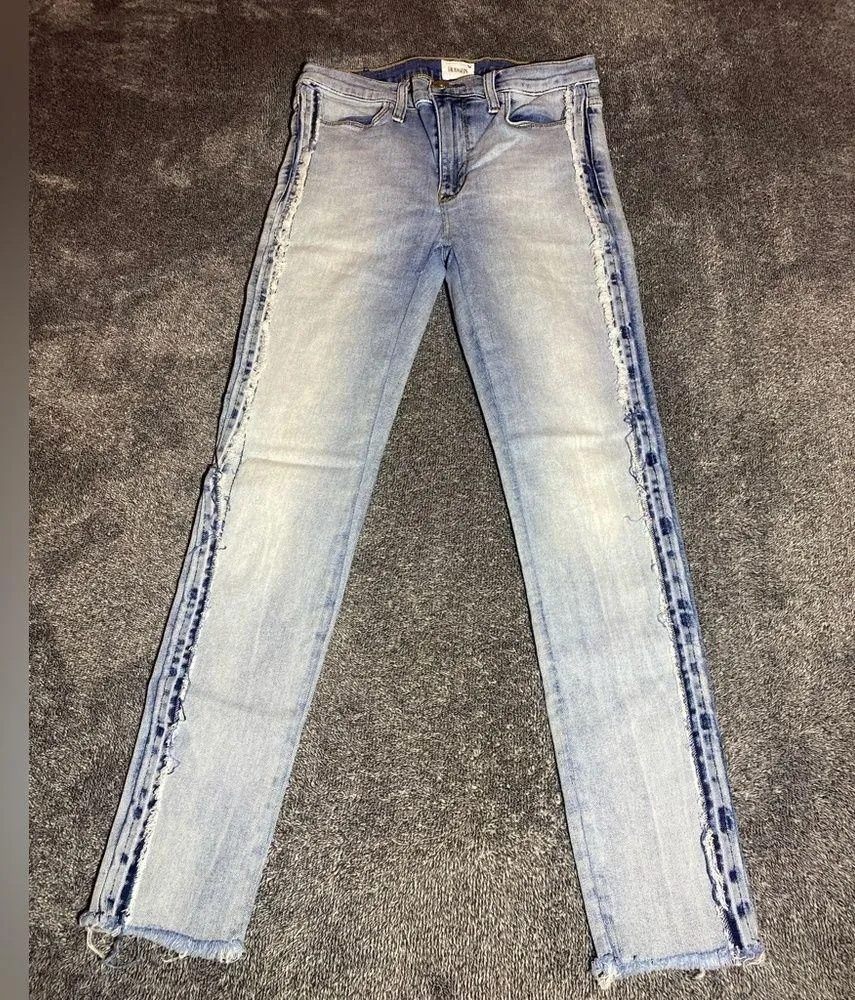 $300 Hudson Blue Custom Barbara High Rise Light‎ Wash Jeans In Larkspur - Image 3