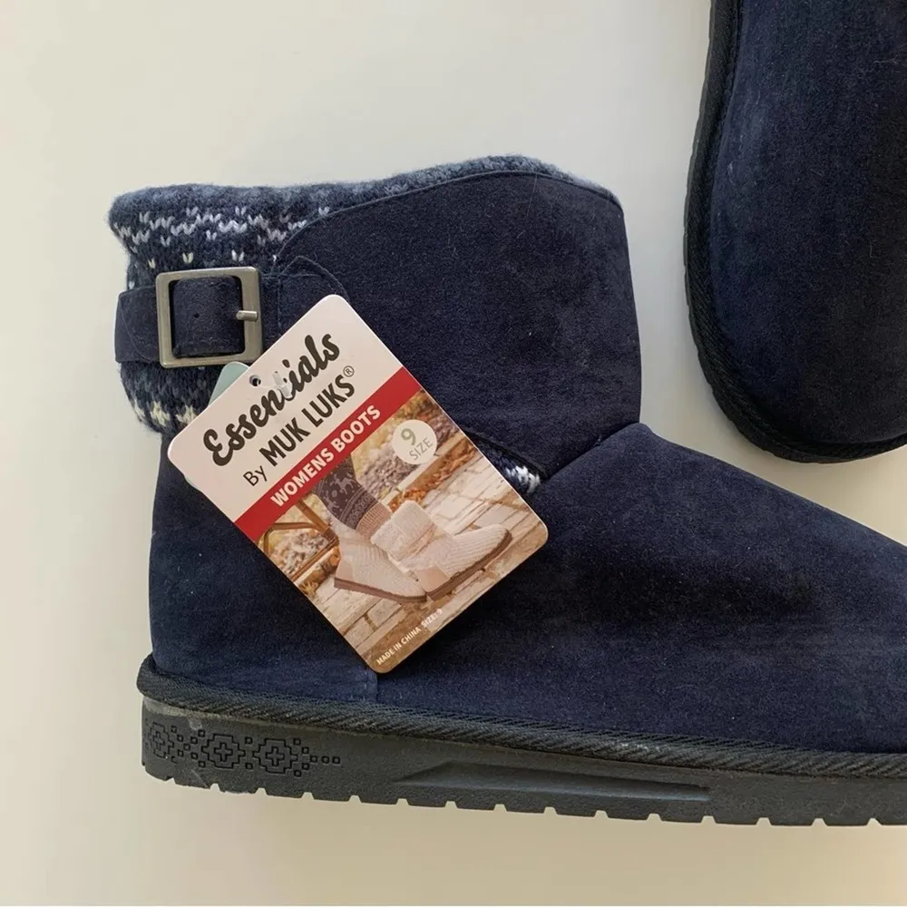 Essentials by Muk Luks Melly Navy Blue & Black Winter Ankle Boots Size 9 - Image 3