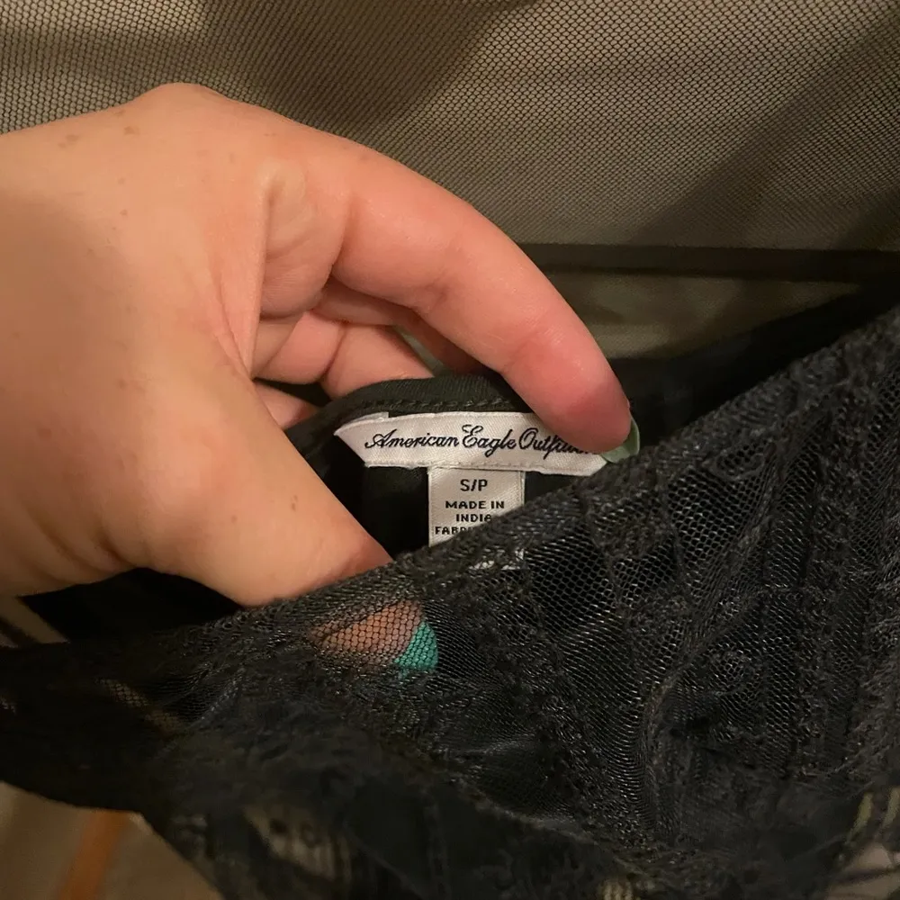 Lace sheer top with tank - Image 3