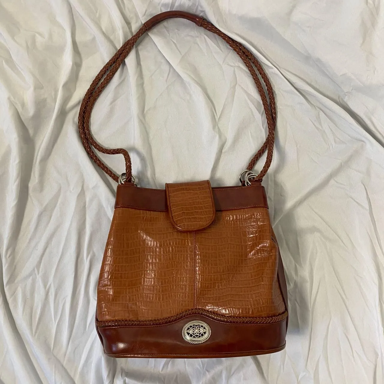 Early 2000's Brown Tan Faux Leather Braided Bucket Shoulder Bag Silver Details - Image 2