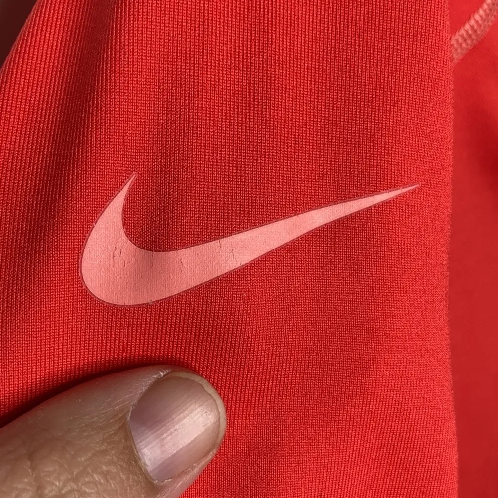 Nike Pro fleece lined‎ long sleeve shirt size medium - Image 7