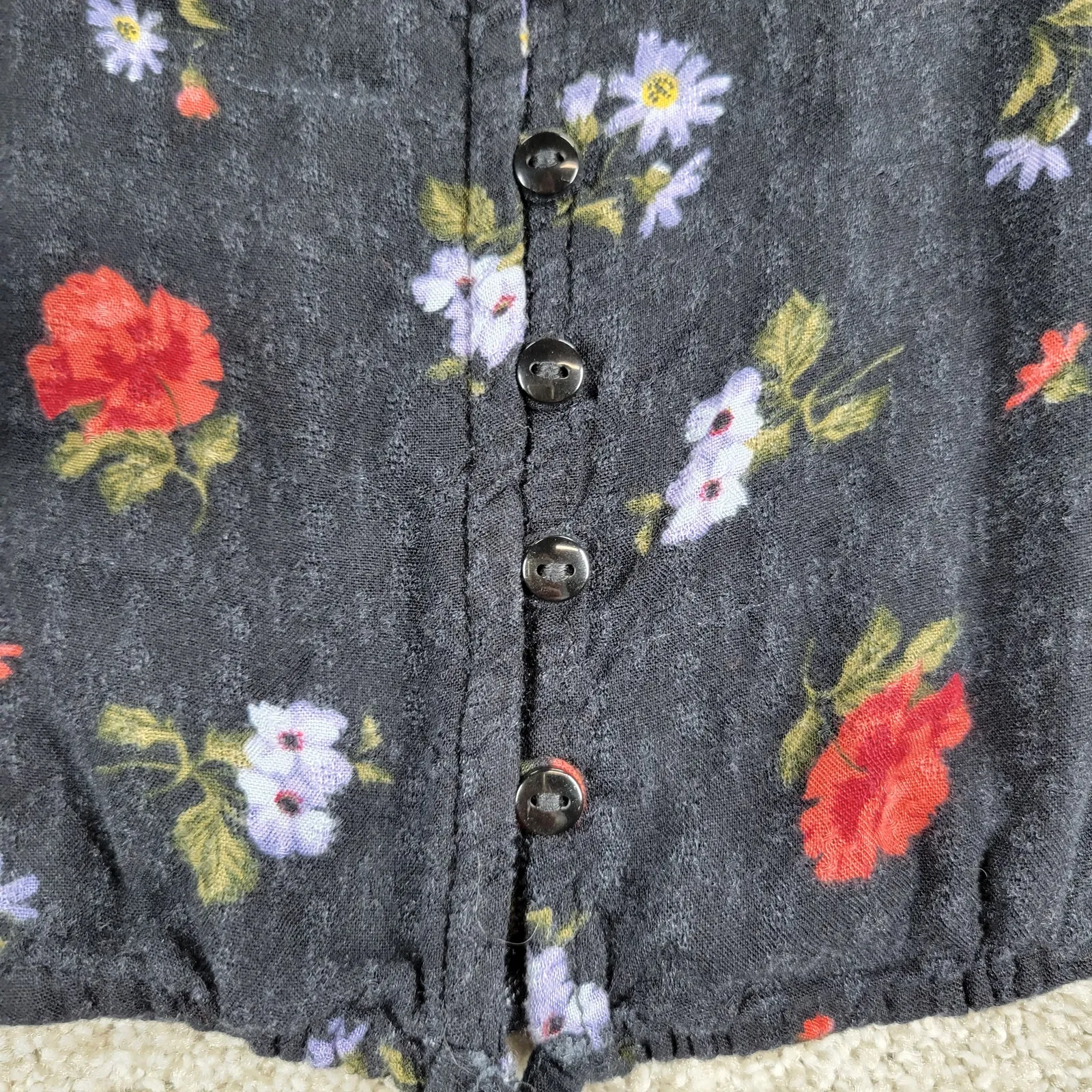 American‎ Eagle Outfitters Cropped Top Womens M Black Floral Button Ties Flowy - Image 4