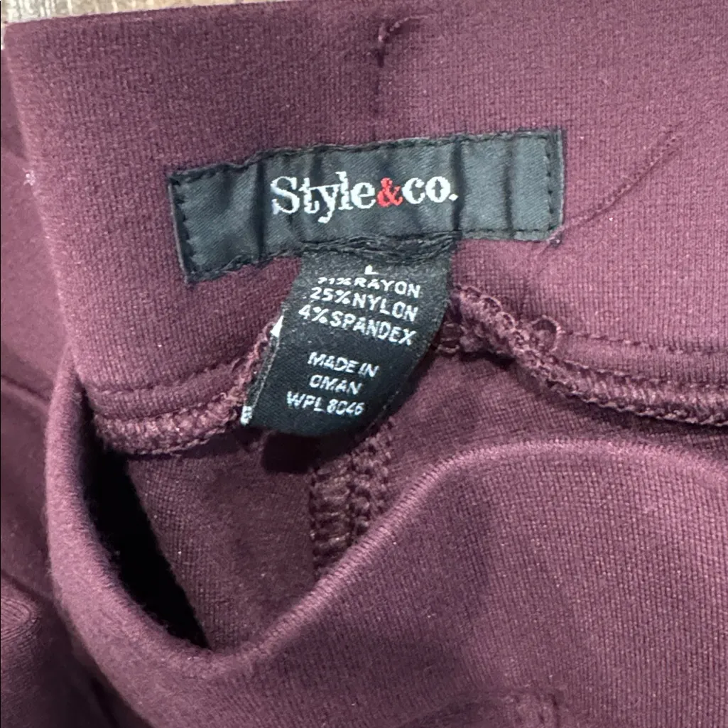 Burgundy Cropped Leggings - Image 4