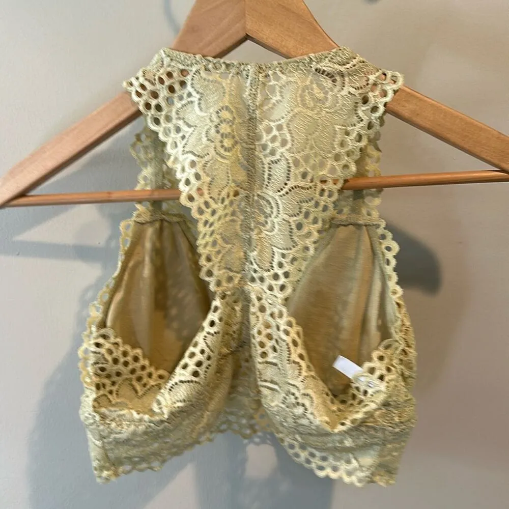 Listicle Medium Light Green Lace Bralette - Image 8